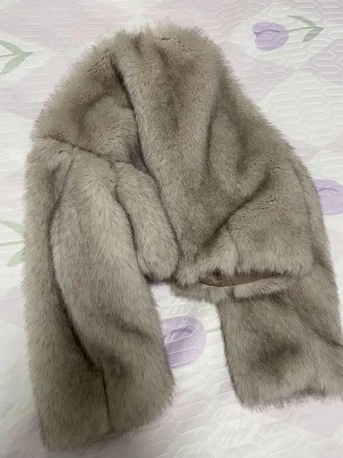 Aran Isles Knitwear Sweater Cropped Faux Fur Coat Size L / US 10 / IT 46 - 4 Thumbnail