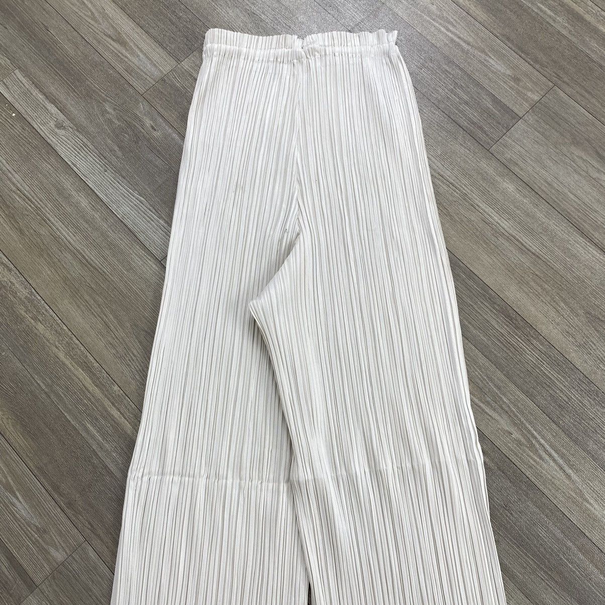 Pleats Please Issey Miyake Vintage Pleats Please Issey Miyake Bootcut Classic Pants Size US 27 - 14 Thumbnail