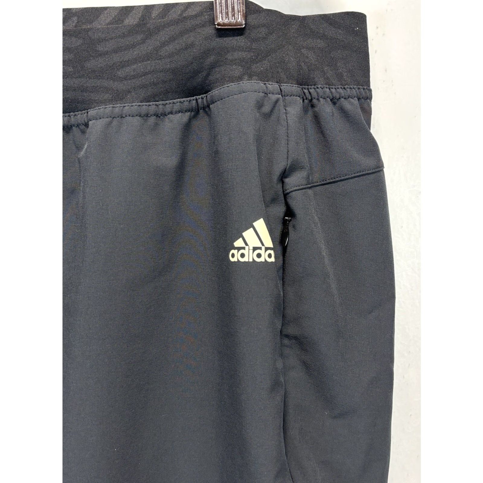Adidas adidas Women’s Athletic Pants Pull On Crop Ankle Black Gray Sz XXL 2XL Regular Polyester Size 40" / US 18 - 5 Thumbnail