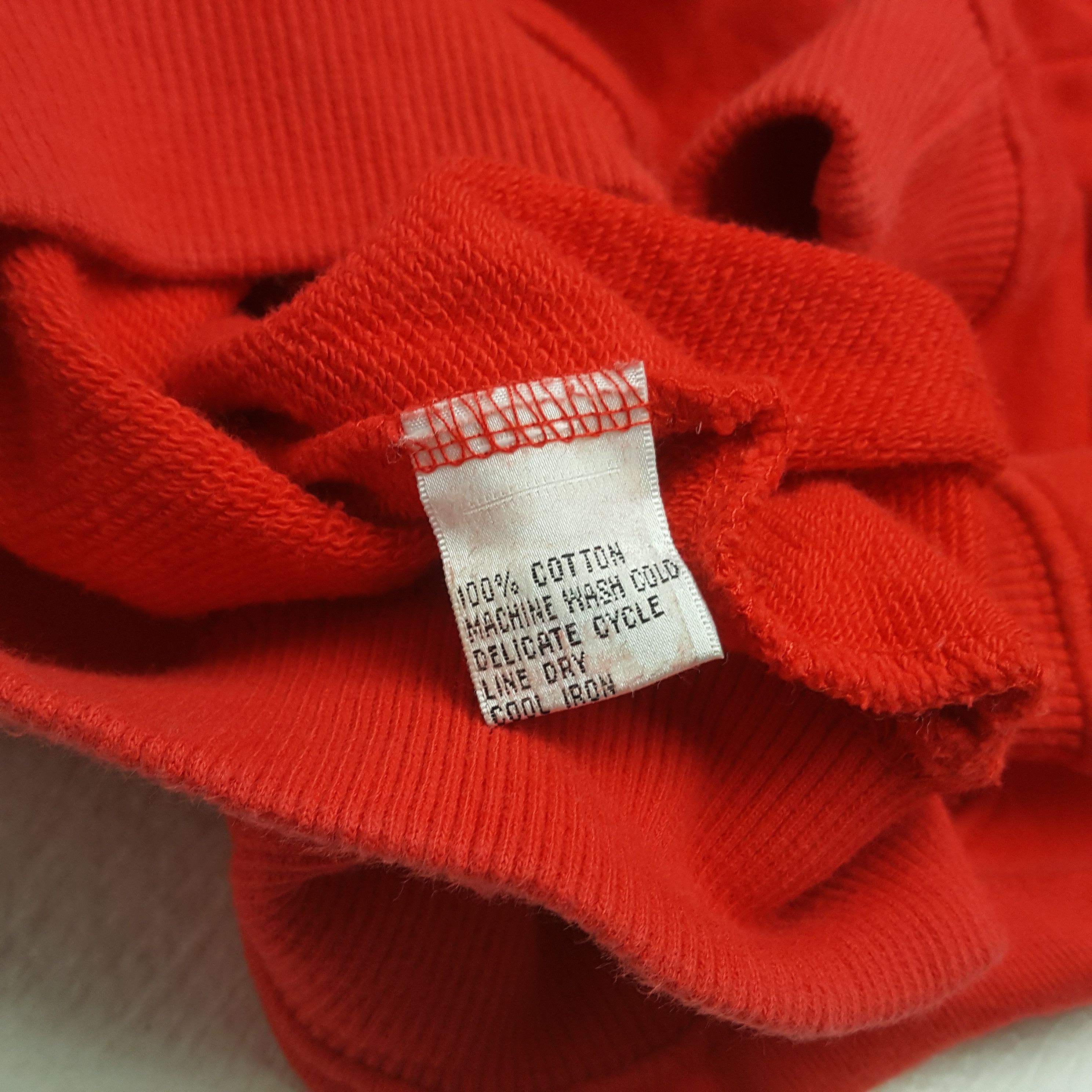 Yves Saint Laurent YVES SAINT LAURENT Fashion Spellout Sweatshirt C293N5 Size US L / EU 52-54 / 3 - 7 Thumbnail