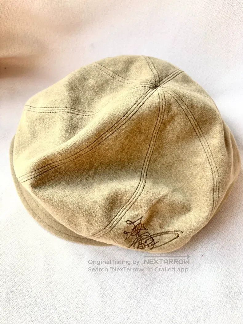 Vivienne Westwood Vivienne Westwood Beige Saturn graffiti octagonal newsboy Size ONE SIZE - 4 Thumbnail