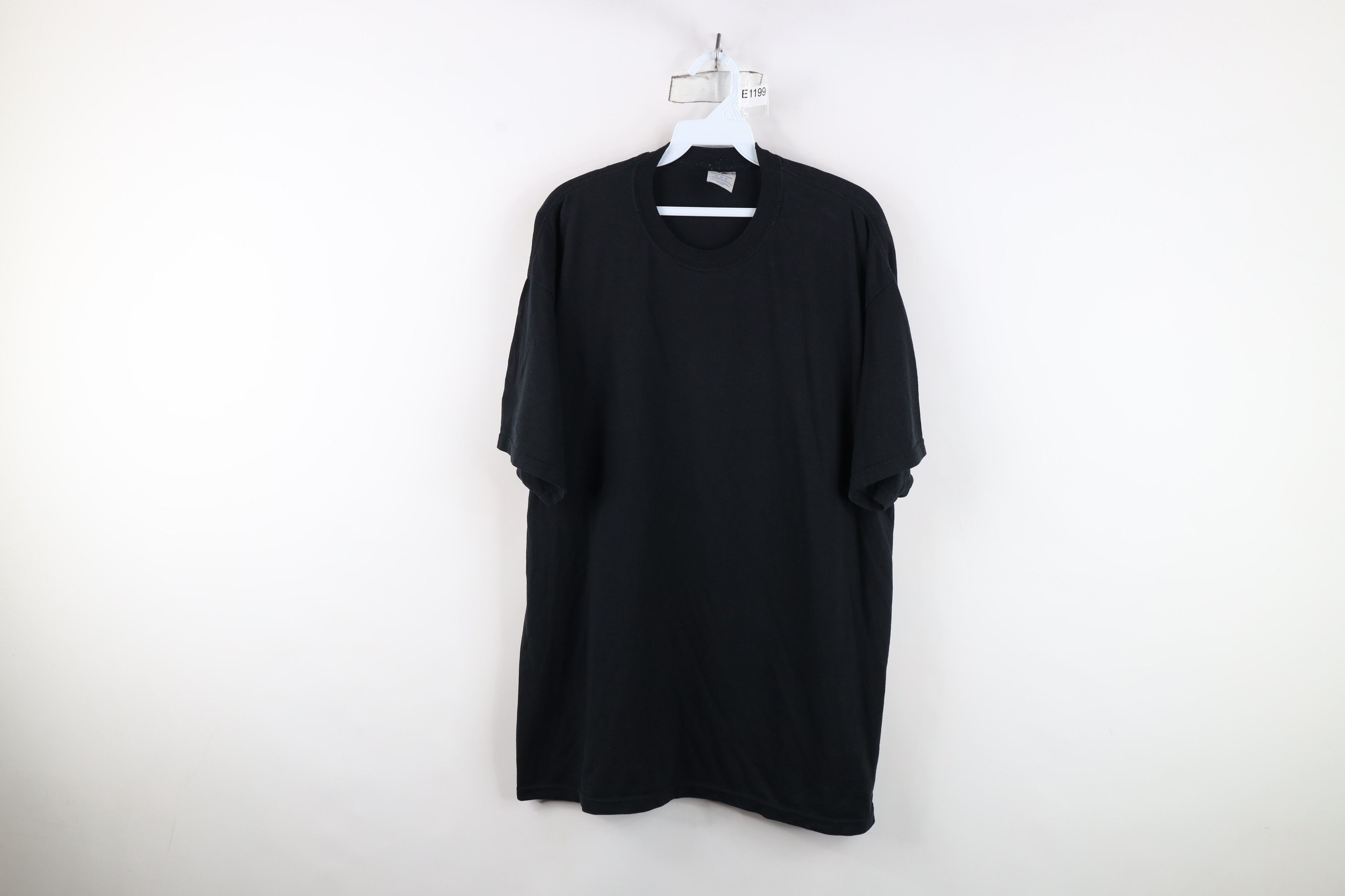 Vintage Vintage 90s Y2K Streetwear Blank Heavyweight T-Shirt Black Size US XL / EU 56 / 4 - 1 Thumbnail