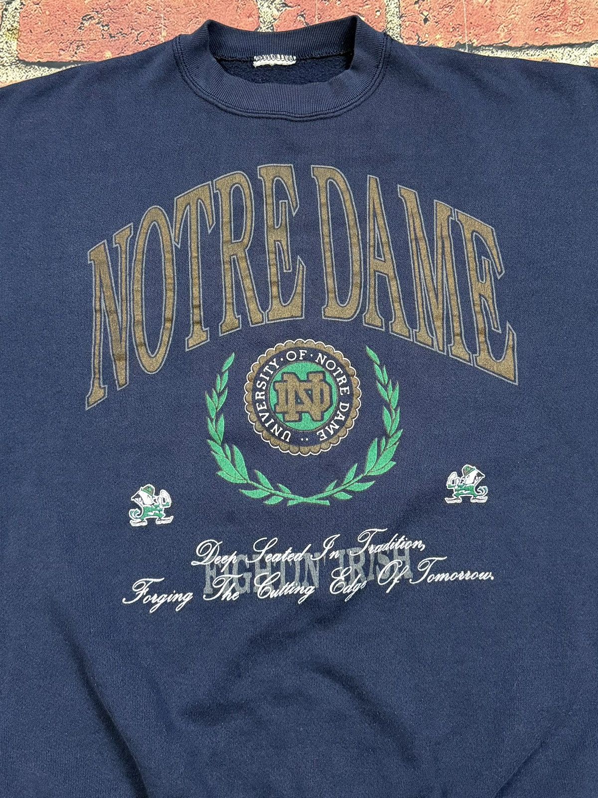 NCAA Vintage Notre Dame Fighting Irish Sweatshirt University 90s Size US XL / EU 56 / 4 - 5 Thumbnail