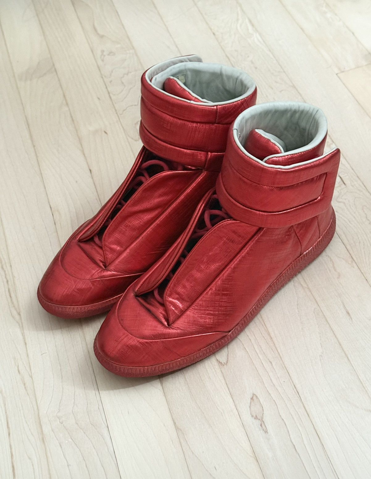 Maison Margiela Maison Margiela Future High Top Sneakers Red Metallic 10 43 Size US 10 / EU 43 - 1 Thumbnail