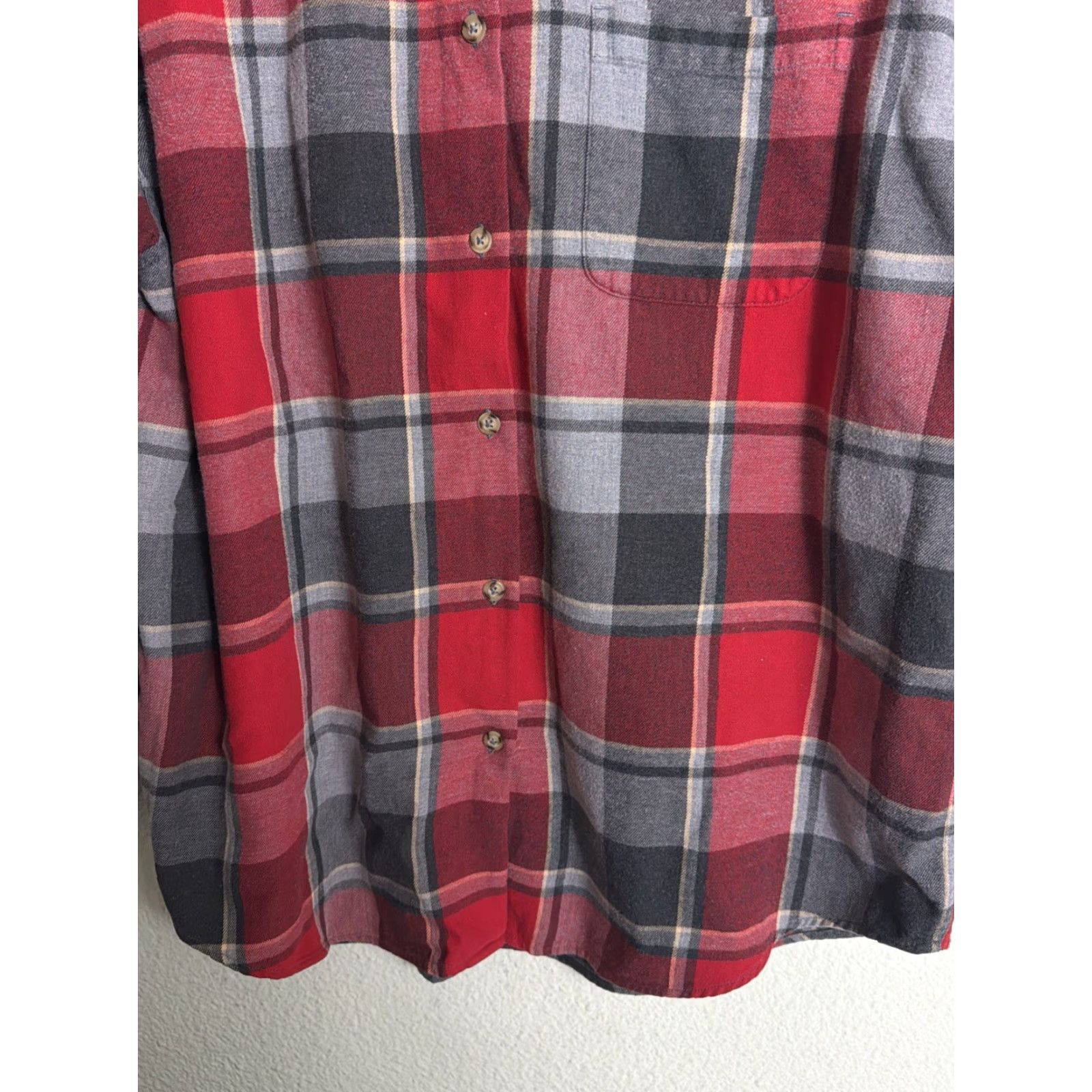 Eddie Bauer Eddie Bauer Women’s XL Flannel Button Down Shirt Red Gray Plaid Long Sleeve Shirt Womens XL Button-Up Endorsed by Eddie Bauer Size XL / US 12-14 / IT 48-50 - 6 Thumbnail