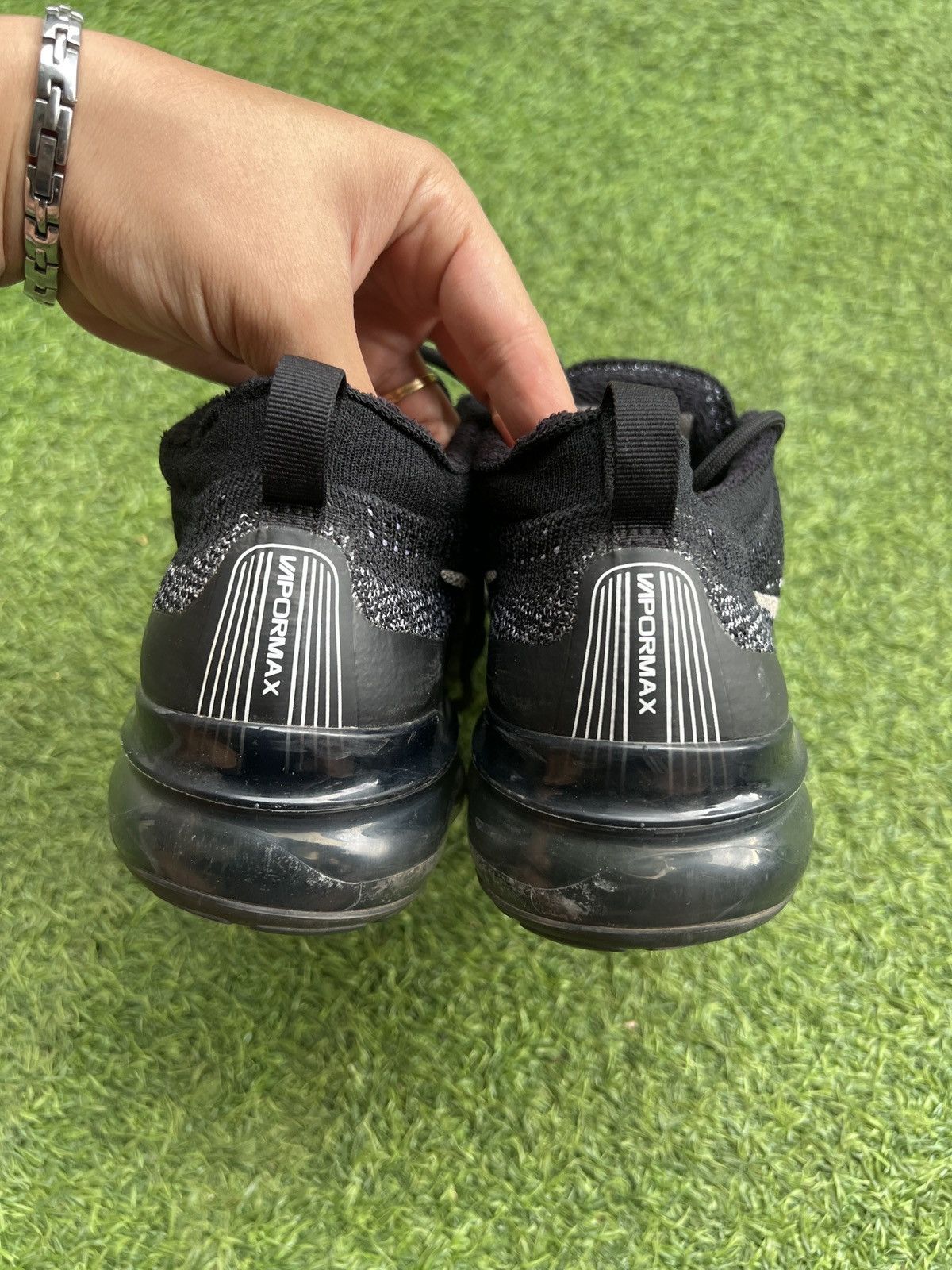 Nike Nike Air VaporMax Flyknit 'Oreo' DV1678-001 Size US 9 / EU 42 - 5 Thumbnail