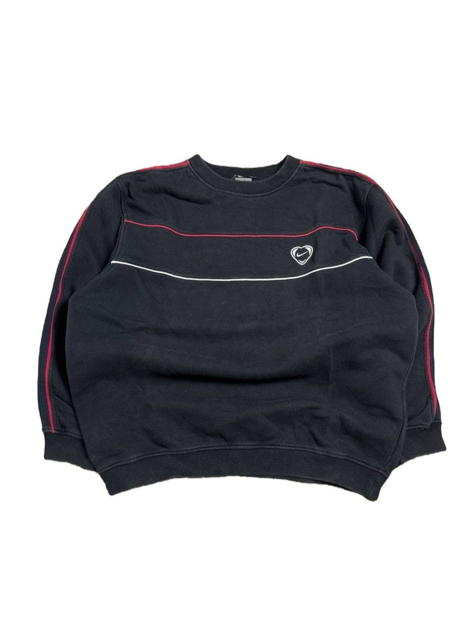 Nike Nike Vintage Embroidered Logo Sweatshirt Size US L / EU 52-54 / 3 - 1 Thumbnail
