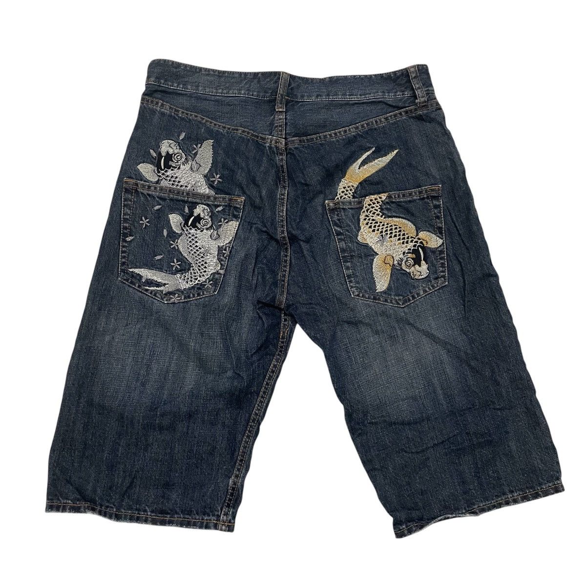 Japanese Brand × Other × Vintage Vintage sukajan koi short denim Size US 33 - 5 Thumbnail