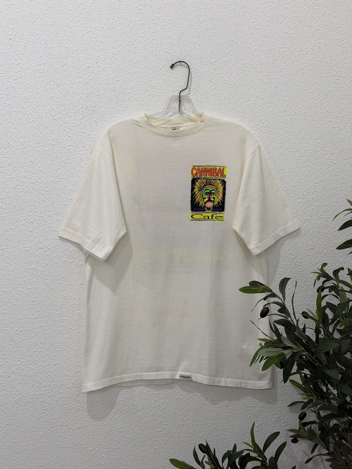 Vintage Vintage 90s Crazy Shirts Hawaii Cannibal Cafe Single Stitch Size US L / EU 52-54 / 3 - 4 Thumbnail