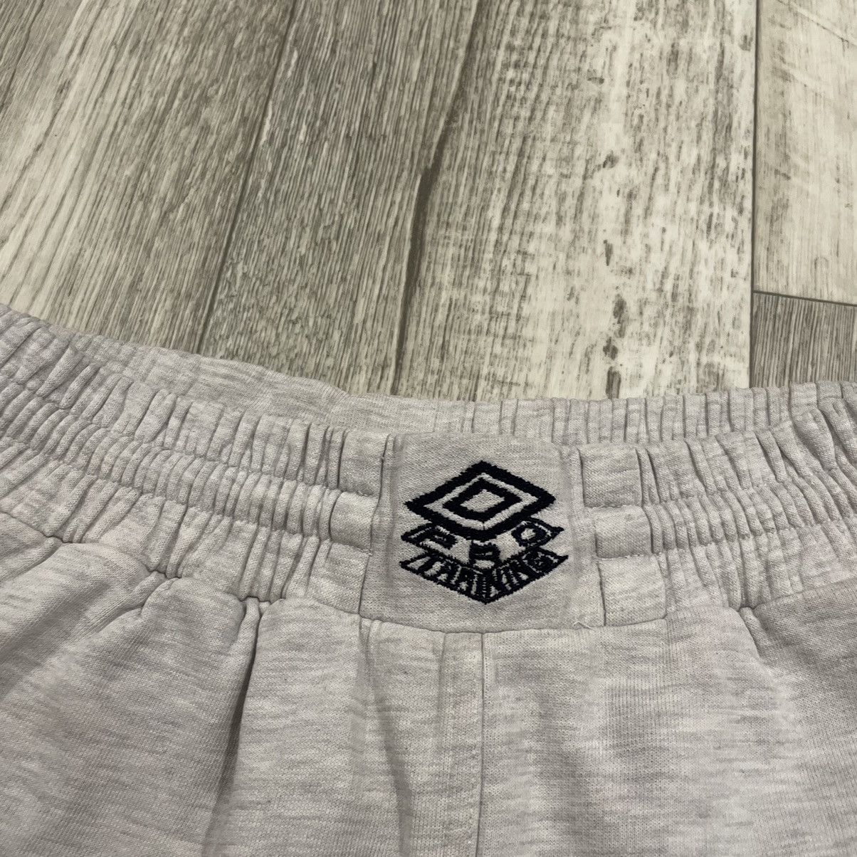 Umbro × Vintage 90s MANCHESTER UNITED ENGLAND SHORTS UMBRO JERSEY VINTAGE Size US 34 / EU 50 - 7 Thumbnail