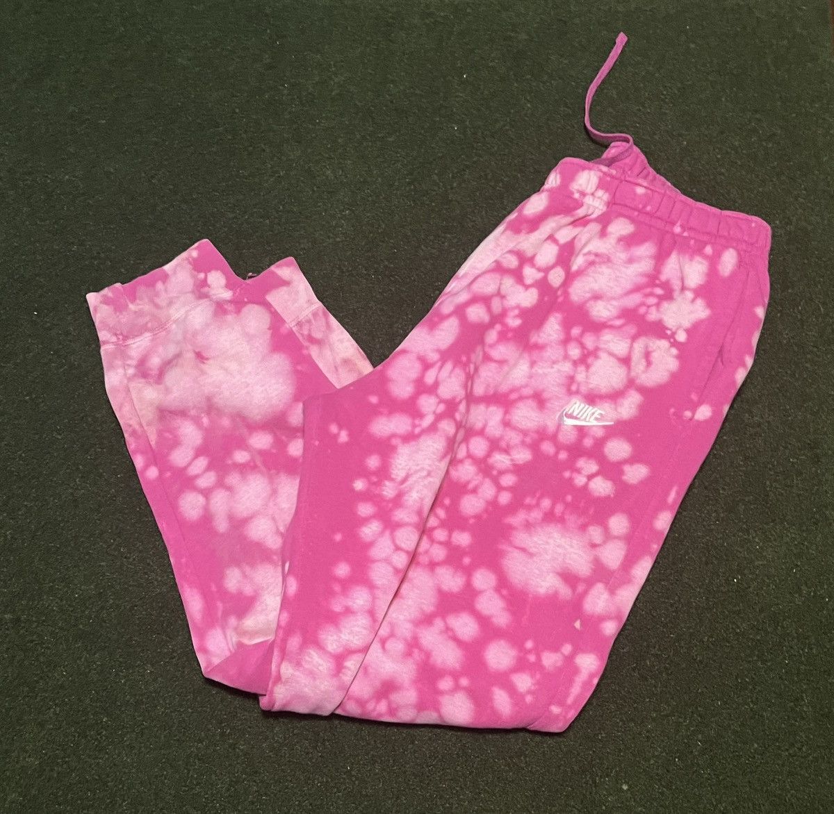 Nike NIKE Pro 2020 EYBL Pink TieDye Sweatpants Sz XXL Rare NBA Size US 36 / EU 52 - 4 Thumbnail