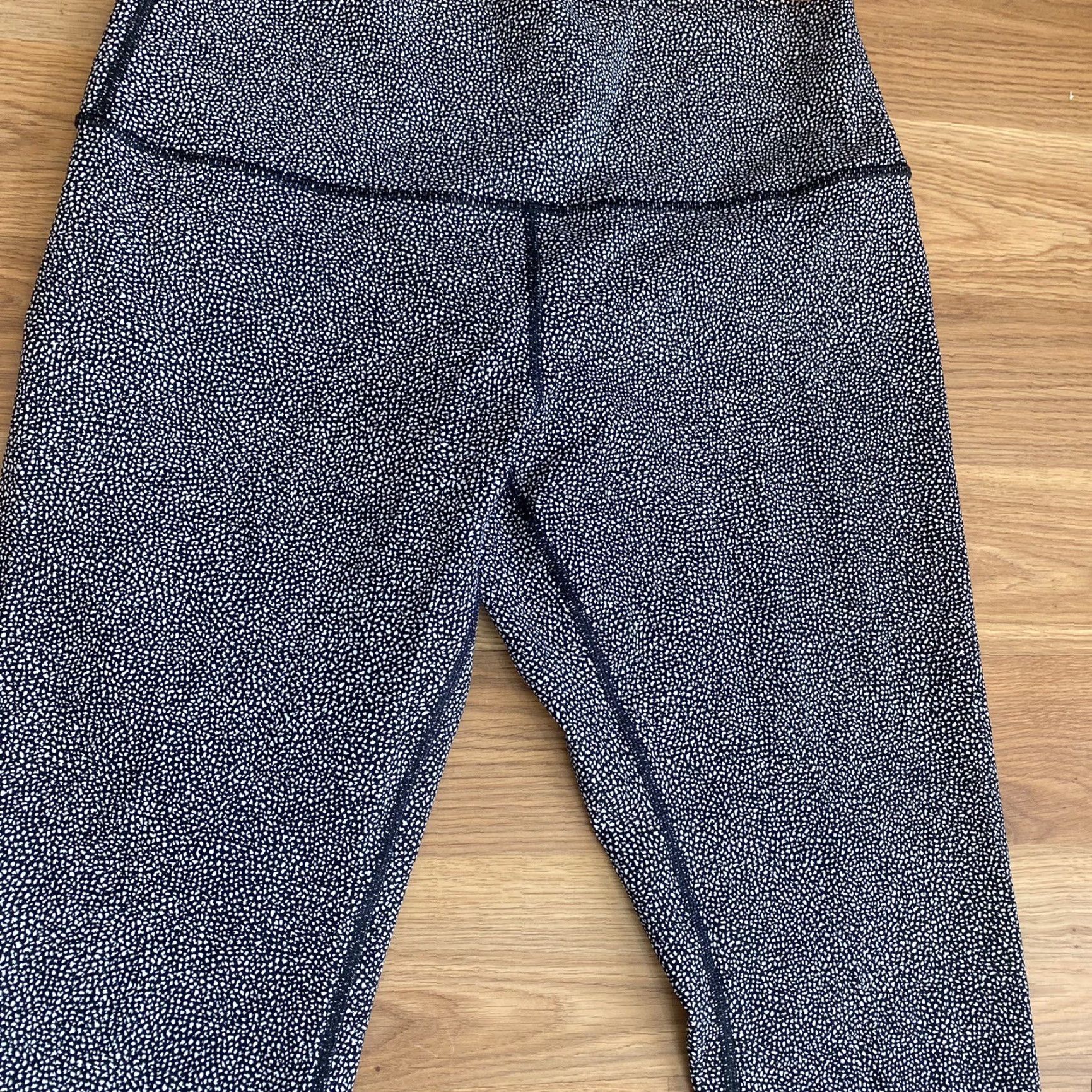 Lululemon Lululemon Align Pant Full Length Leggings Women’s 12 Black White Pattern Athletic High Rise Size 34" / US 12 / IT 48 - 3 Thumbnail