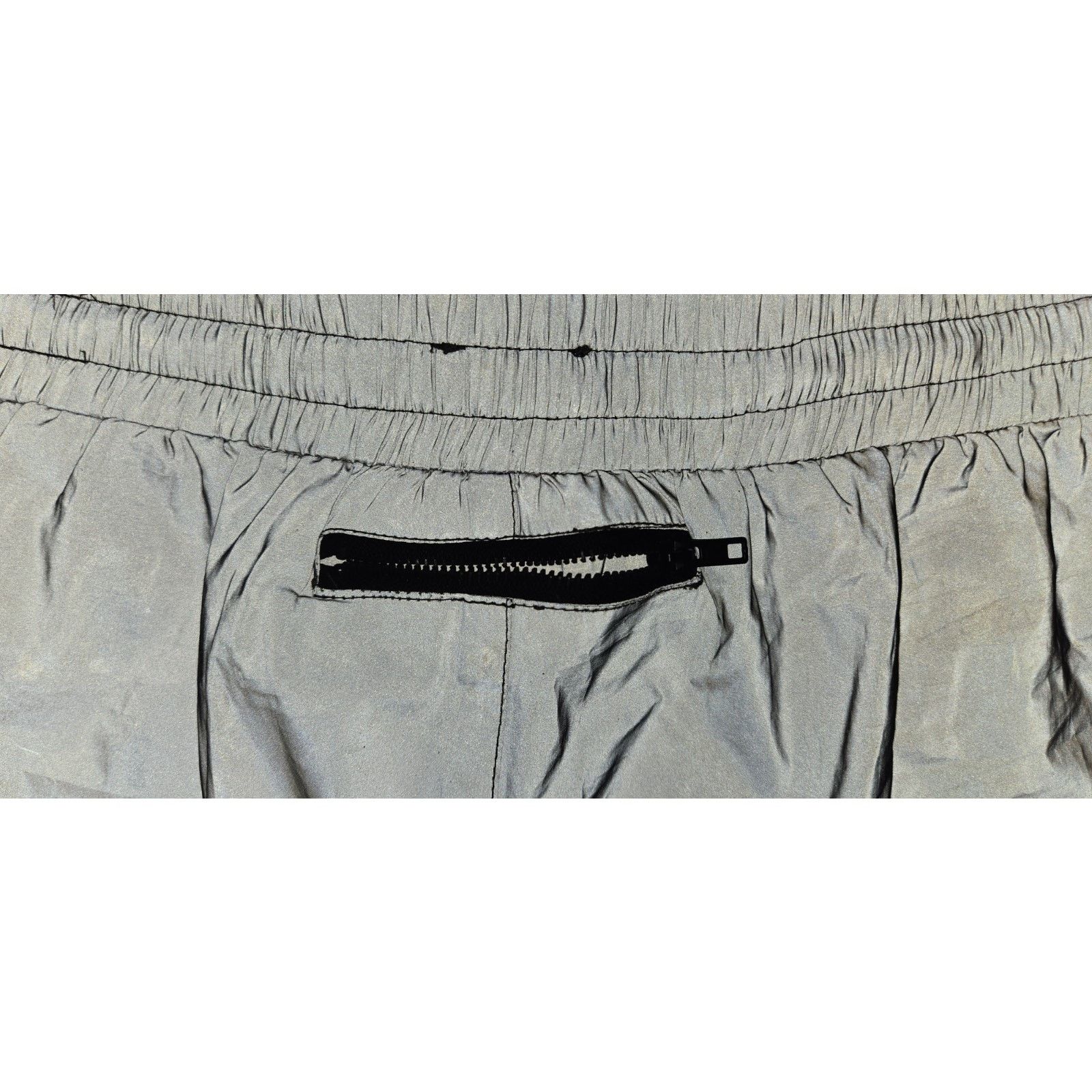 Forever 21 Forever 21 Reflective Shorts Silver Run Night Zip M 6-8 Size 28" / US 6 / IT 42 - 9 Thumbnail