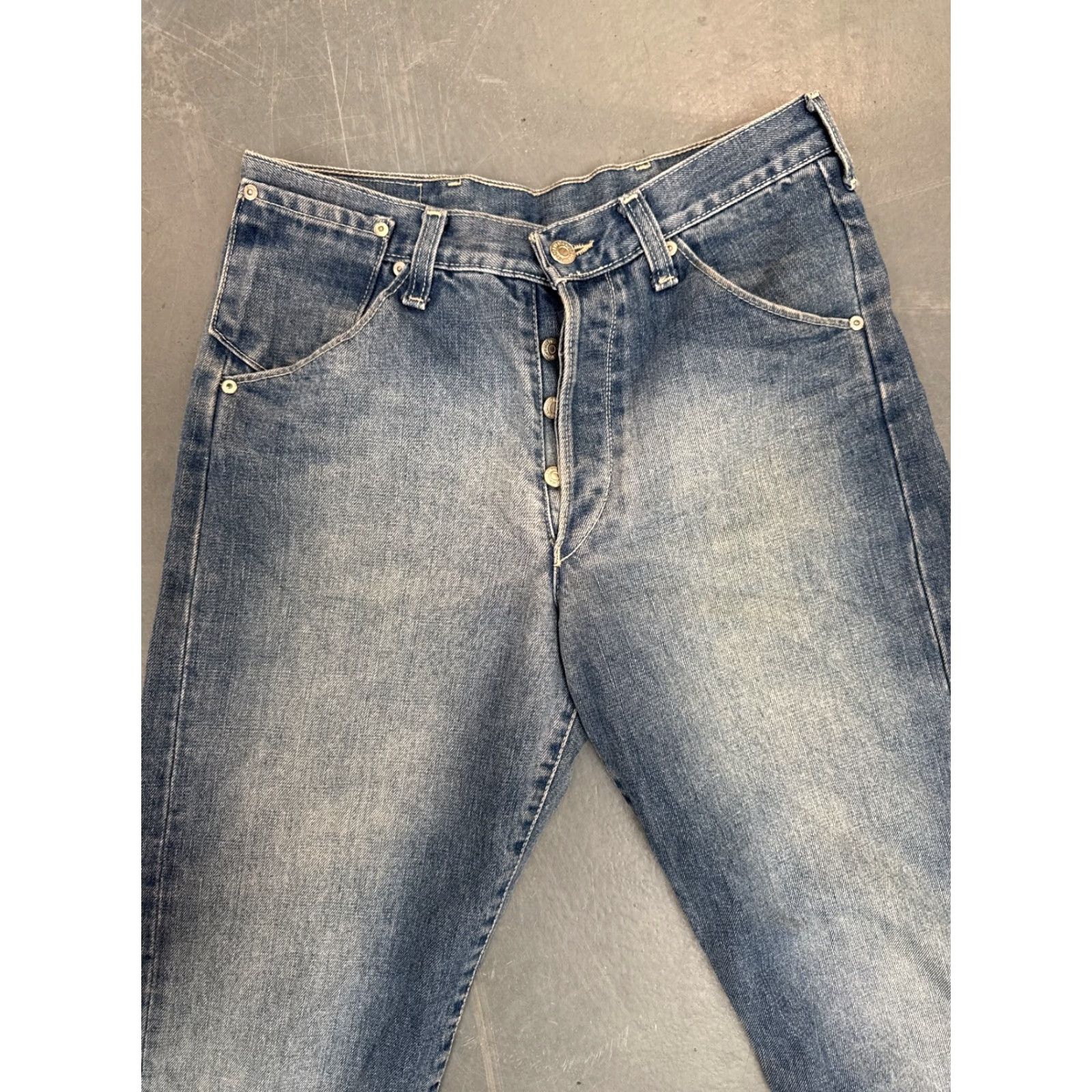 Levi's VINTAGE Levi’s Engineered Jeans - Levi Strauss Twisted - W30 L34 - Blue - 90s Buckleback - 5-Pocket Denim - Medium Wash - Men - Regular - Jeans Size US 30 / EU 46 - 2 Thumbnail