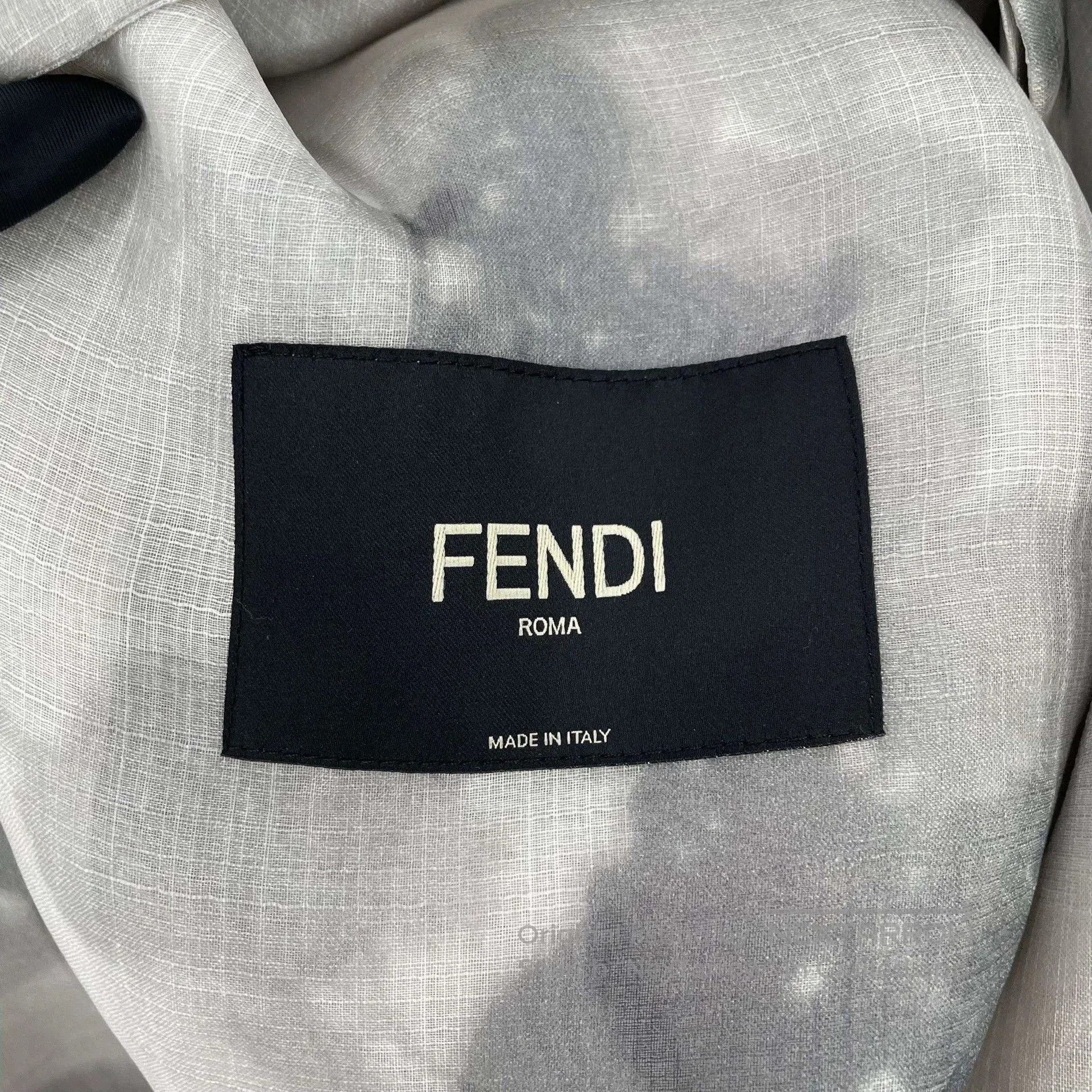 Fendi fendi floral printed long coat size 48. Size US M / EU 48-50 / 2 - 6 Thumbnail