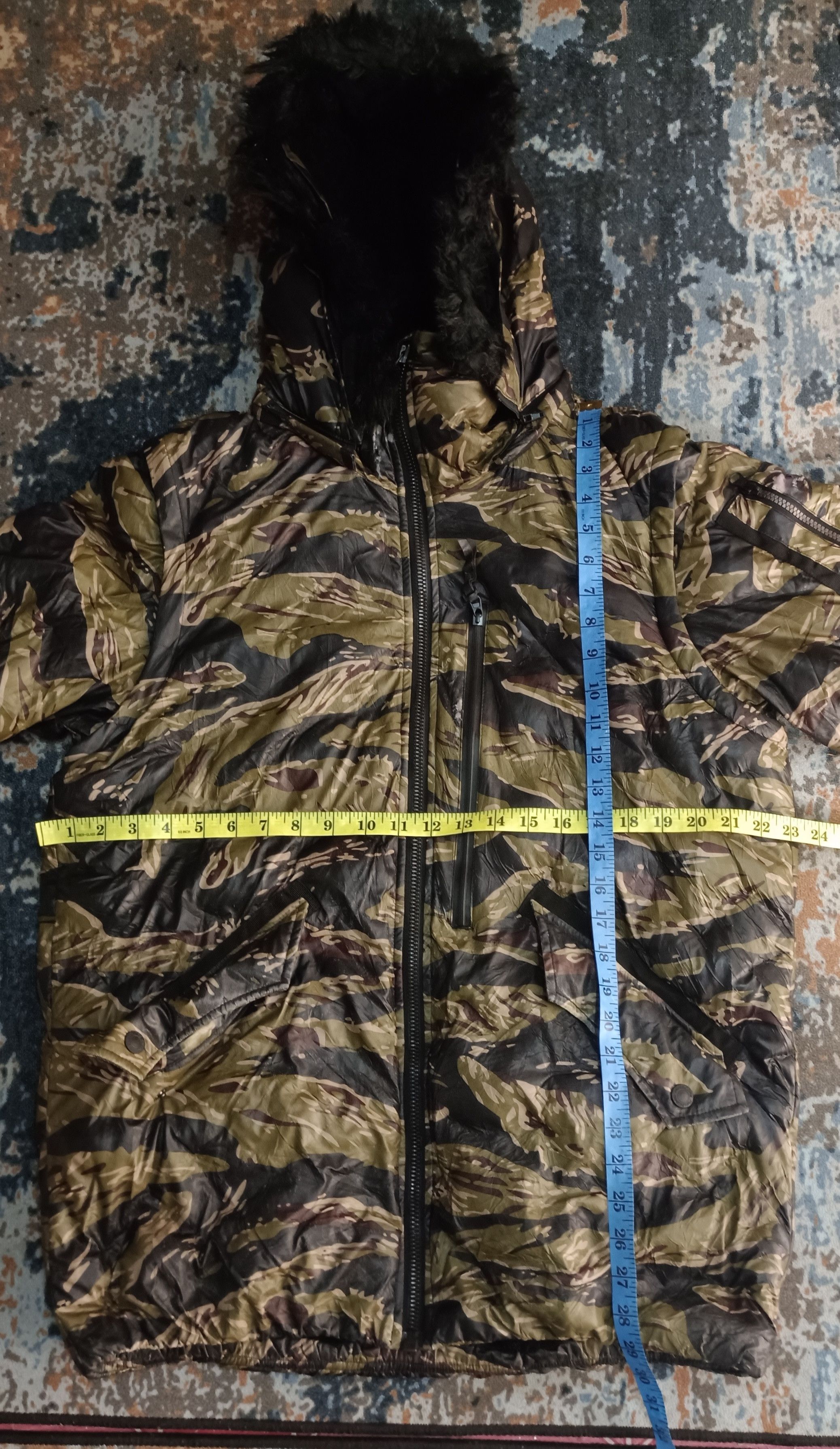 Japanese Brand × Outdoor Research × Vexed Generation 2000s Field Core 2 way Puffer Camo Size US XXL / EU 58 / 5 - 24 Thumbnail