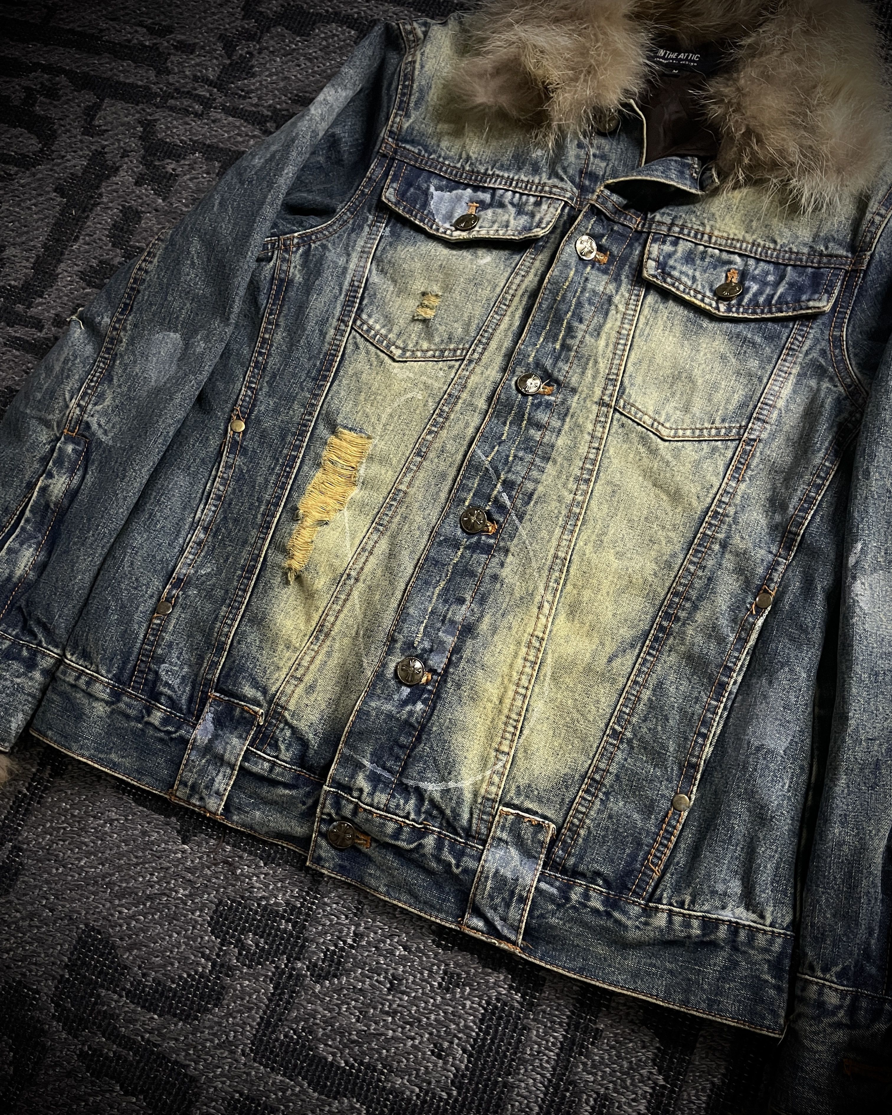 In The Attic In The Attic Raccoon Fur Distressed Jeans Jacket Size US S / EU 44-46 / 1 - 4 Thumbnail