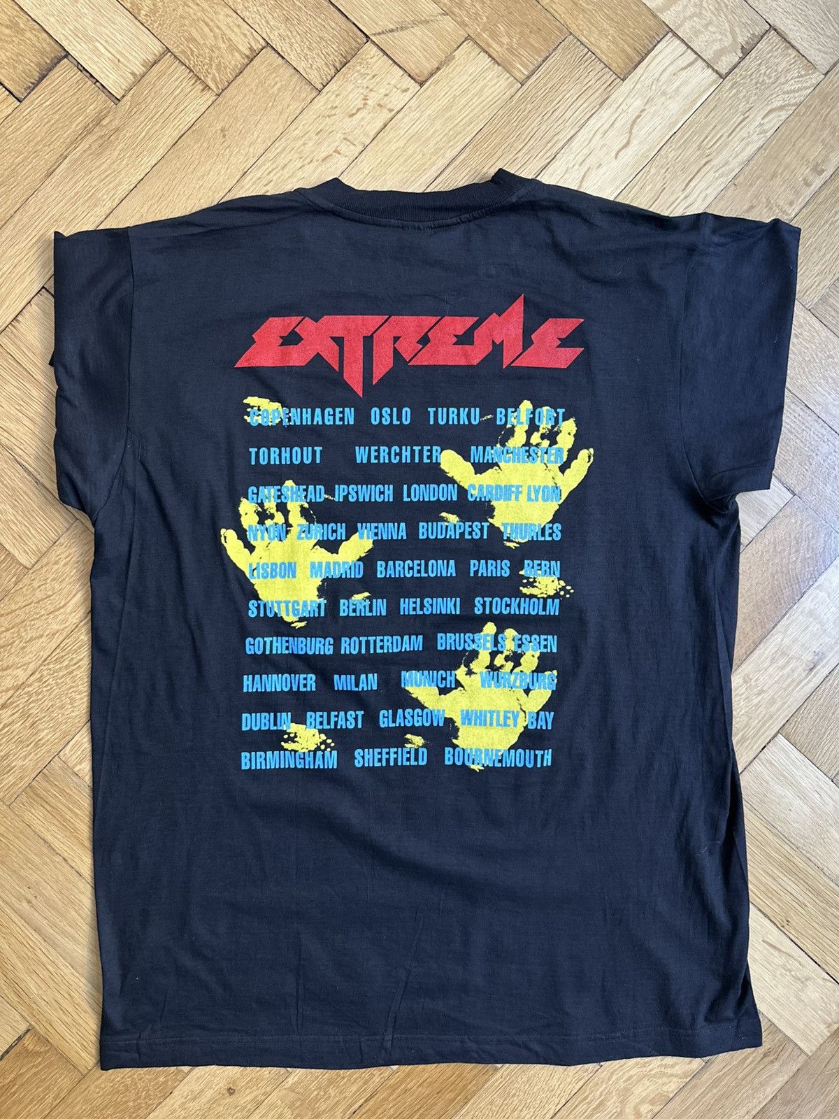 Vintage Extreme Vote Francis Vintage 1992 Rock Band Tour T-Shirt Size US XL / EU 56 / 4 - 7 Thumbnail