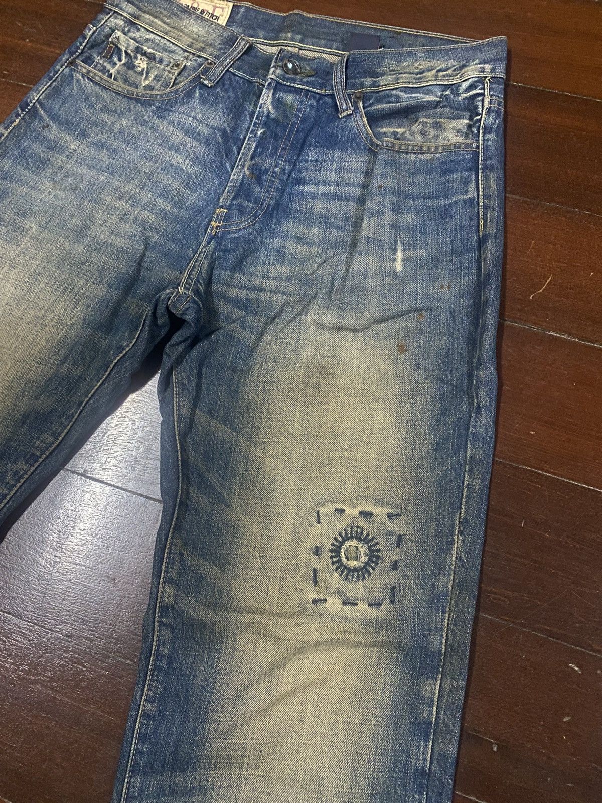 Abercrombie & Fitch Vintage Abercrombie Blue Wash Distressed mud wash lowrise Size US 33 - 7 Thumbnail