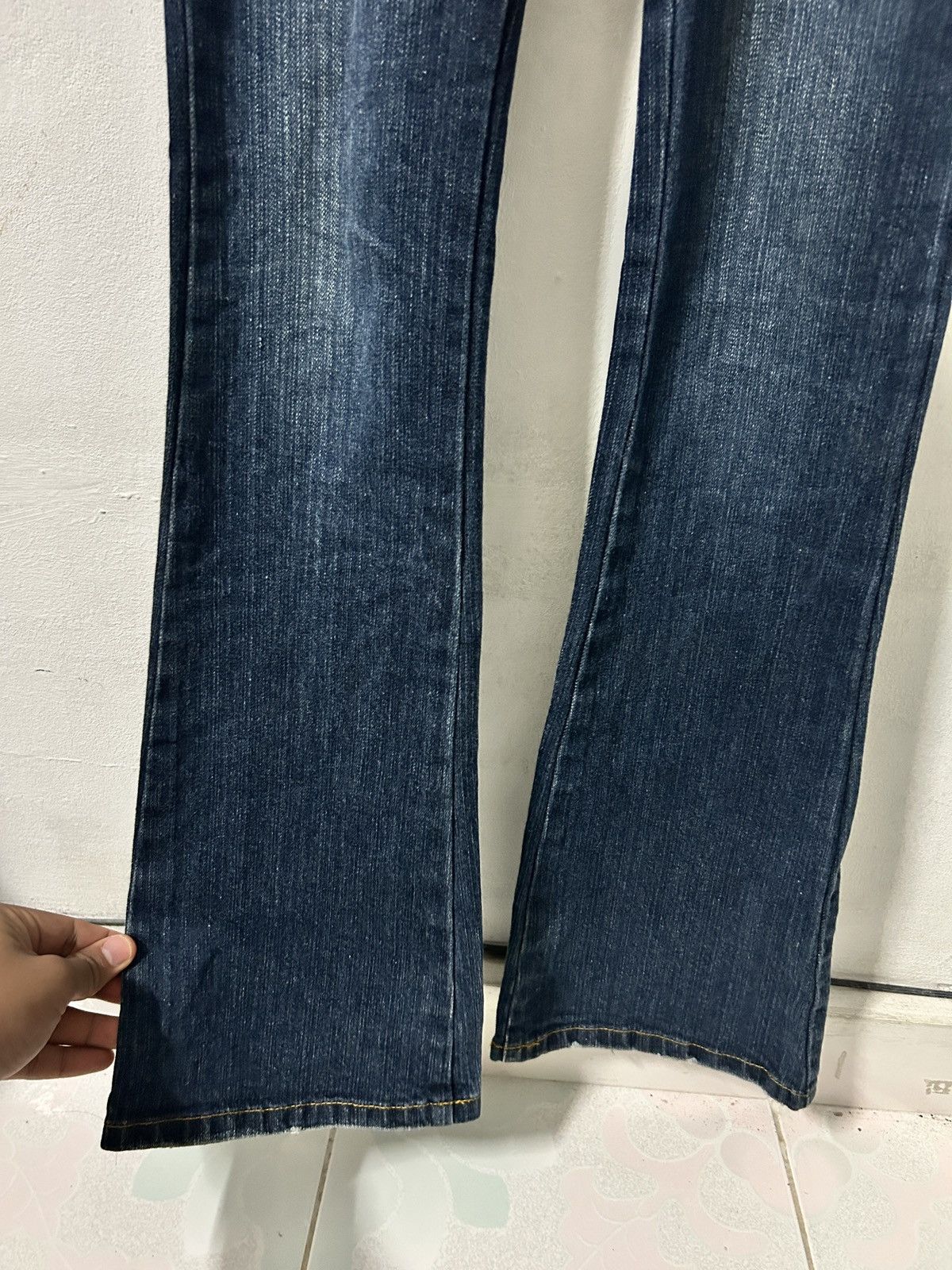 Japanese Brand Magic square flare jeans Size 27" / US 4 / IT 40 - 2 Thumbnail