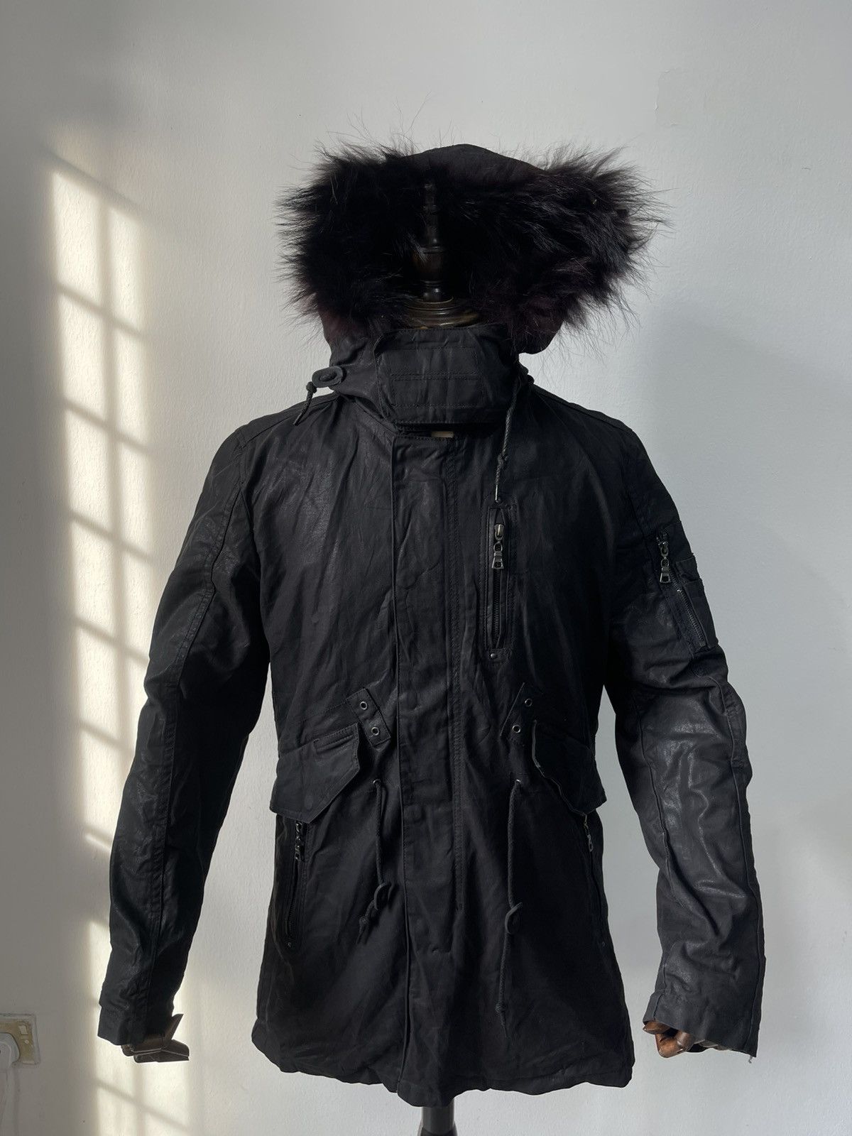 Le Grande Bleu (L.G.B.) RARE 2000s LGB Tornado Mart Fur Wax Parka Armor Style C1 Size US L / EU 52-54 / 3 - 2 Thumbnail