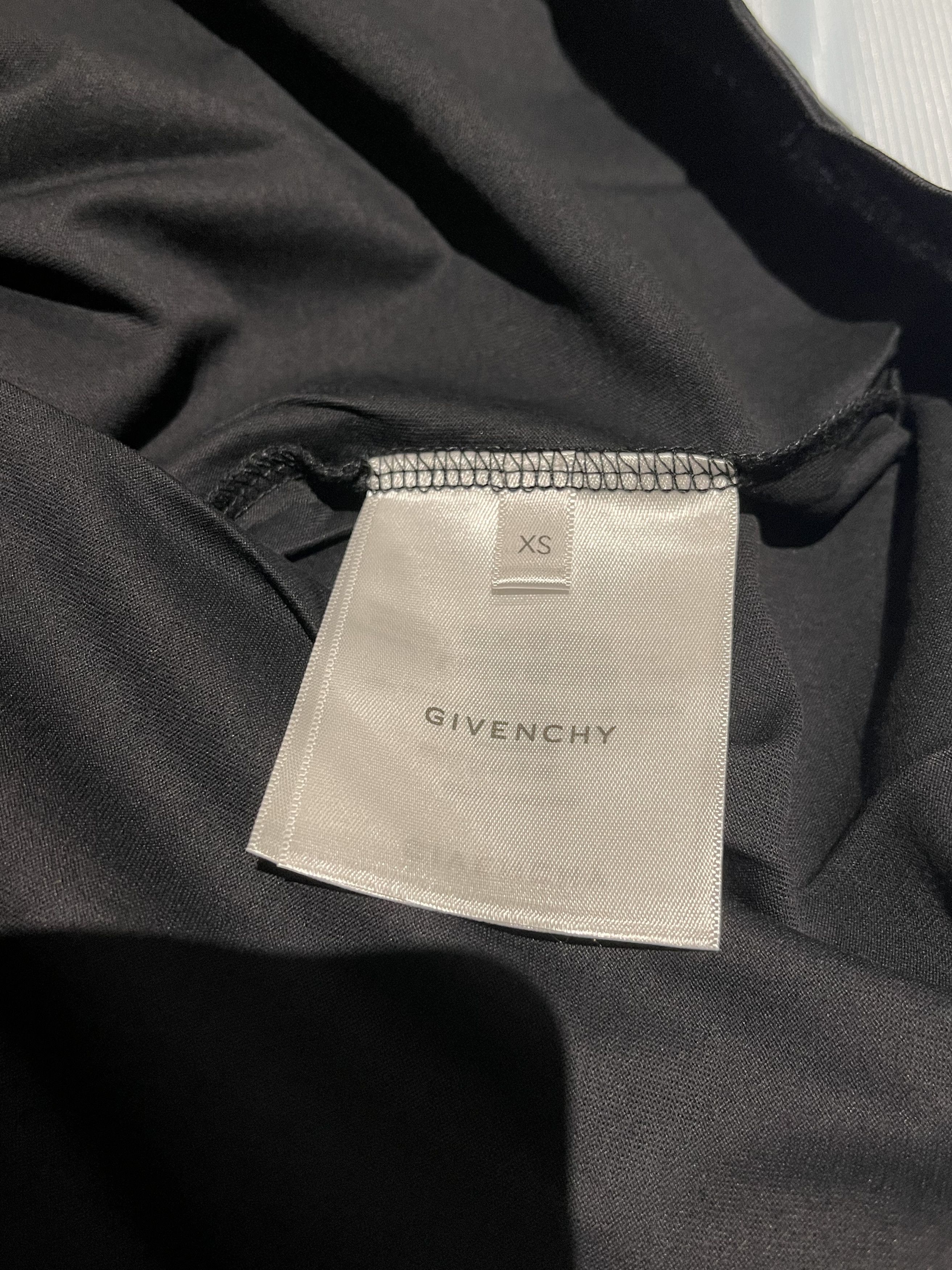 Givenchy Givenchy Embrodiery T Shirt Size US XS / EU 42 / 0 - 7 Thumbnail