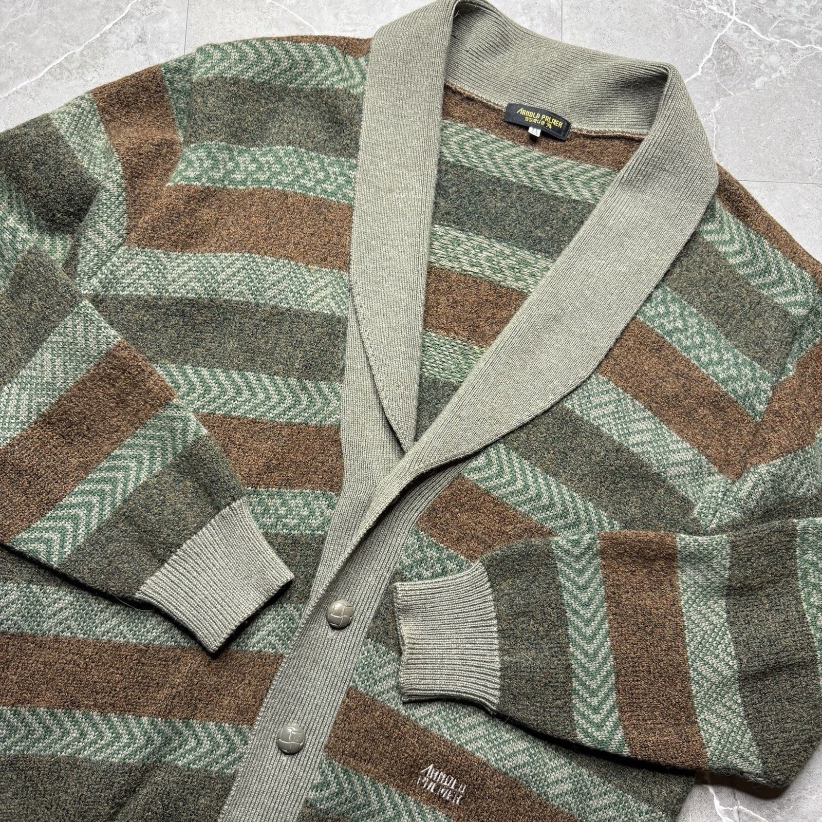 Vintage Vintage Arnold Palmer Earth Tone Striped Knit Cardigan Large Size US L / EU 52-54 / 3 - 1 Thumbnail