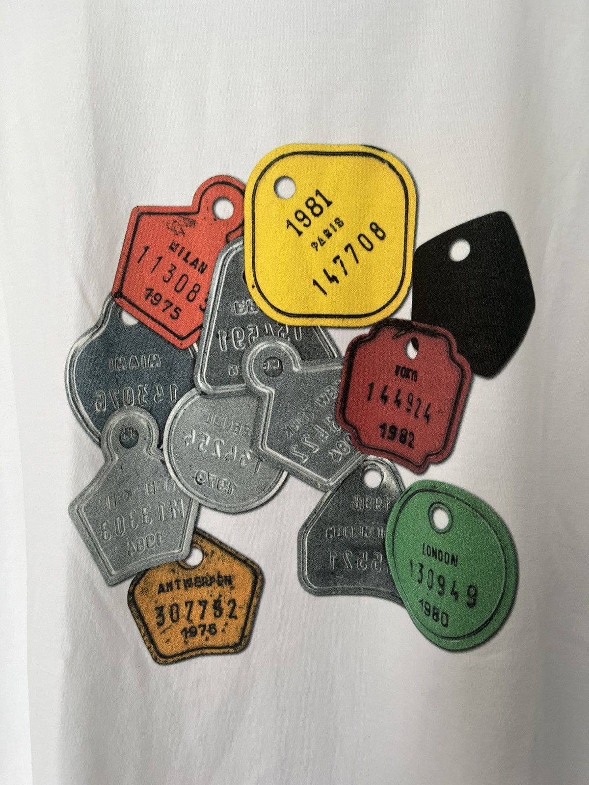 Maison Margiela Maison Margiela Luggage Tag T Shirt White Size 50 NWT Size US L / EU 52-54 / 3 - 2 Thumbnail