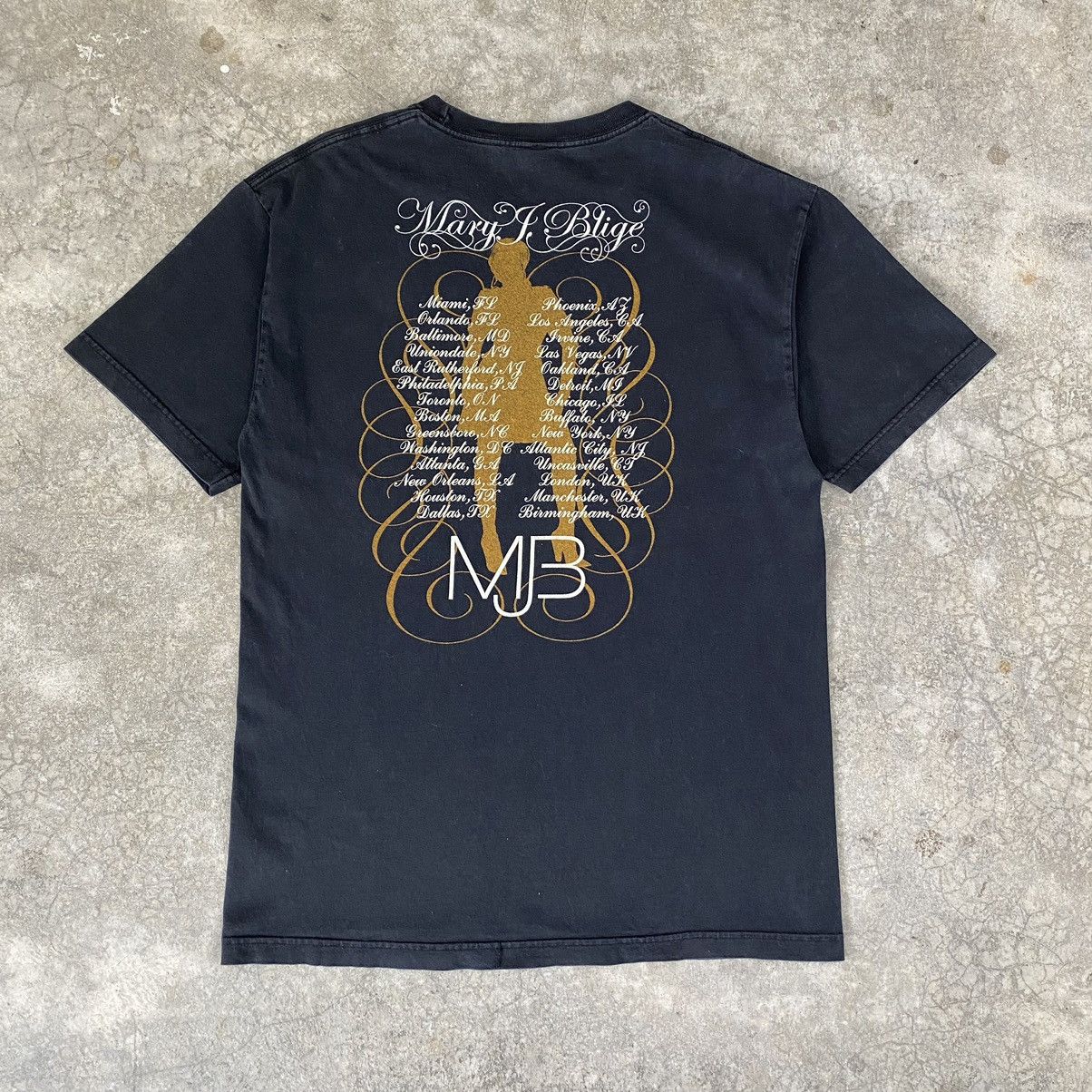 Rap Tees Vintage 2000s Mary J. Blige Tour Tee Size US L / EU 52-54 / 3 - 7 Thumbnail