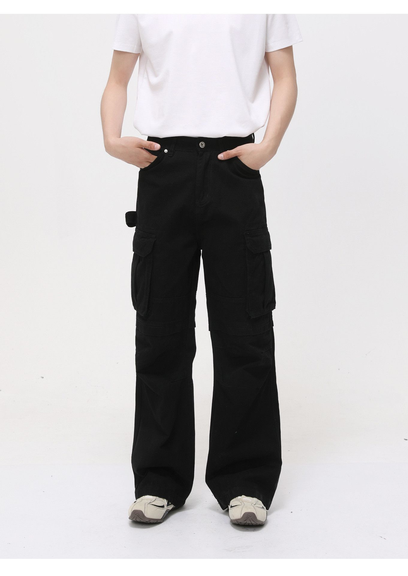 Japanese Brand Men's high street straight-leg loose cargo jeans Size US 32 / EU 48 - 2 Thumbnail