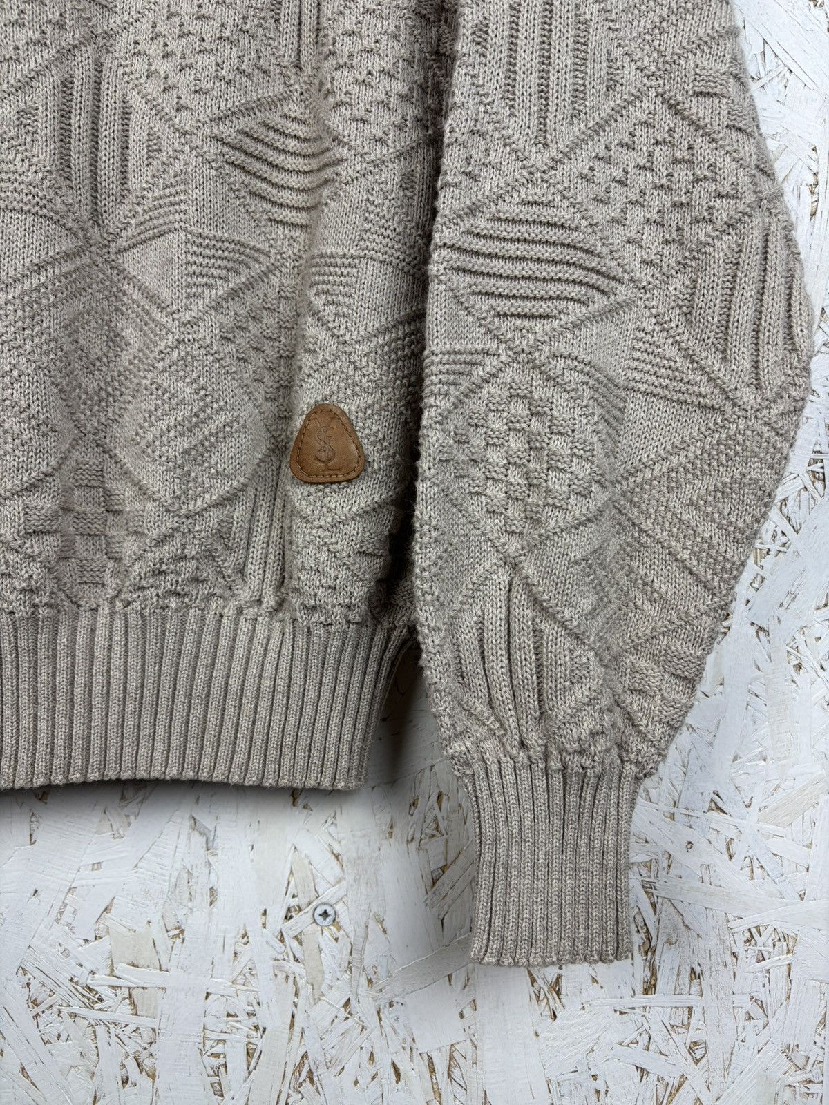 Yves Saint Laurent 90s Yves Saint Laurent YSL Pour Homme Knit Sweater Beige S Size US S / EU 44-46 / 1 - 4 Thumbnail