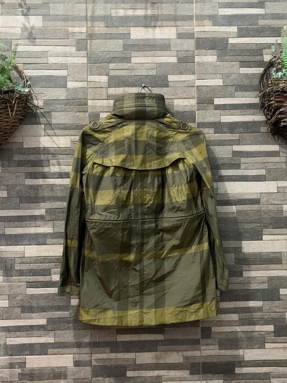 Burberry Burberry Brit Trench Coat for Women Size M / US 6-8 / IT 42-44 - 2 Thumbnail