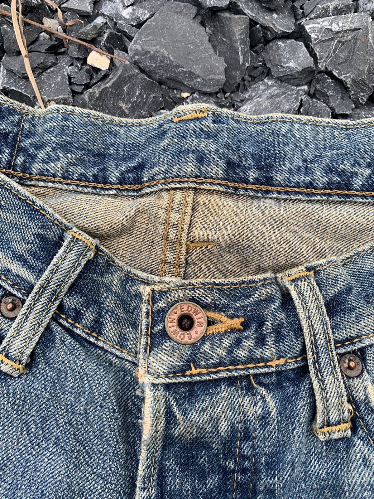 Edwin × If Six Was Nine × Kapital VINTAGE EDWIN 505X BAGGY SELVEDGE FADED DISTRESSED DENIM Size US 31 - 14 Thumbnail
