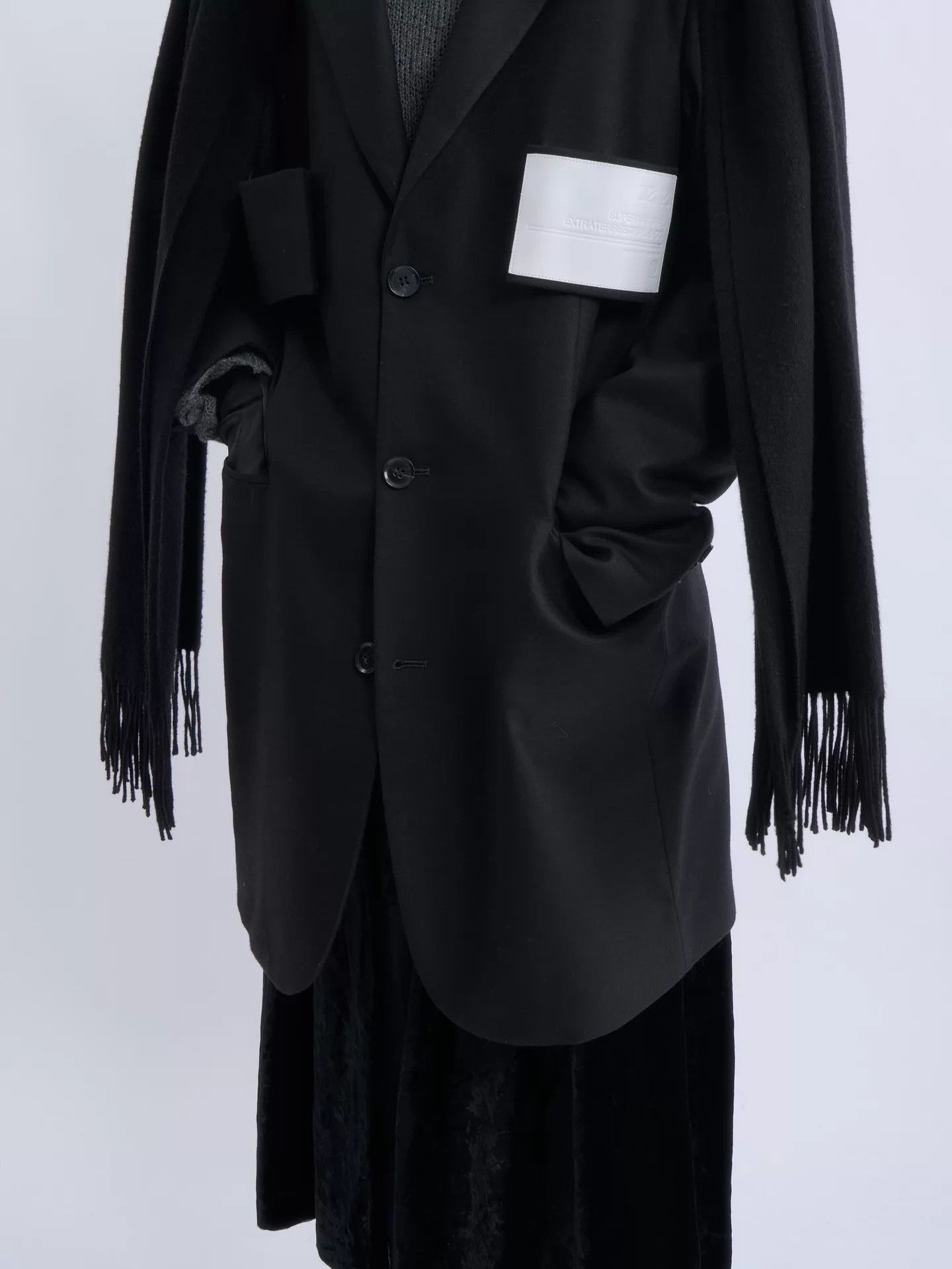 Xander Zhou Xander Zhou Men’s deconstructed detachable scarf black Size US M / EU 48-50 / 2 - 7 Thumbnail