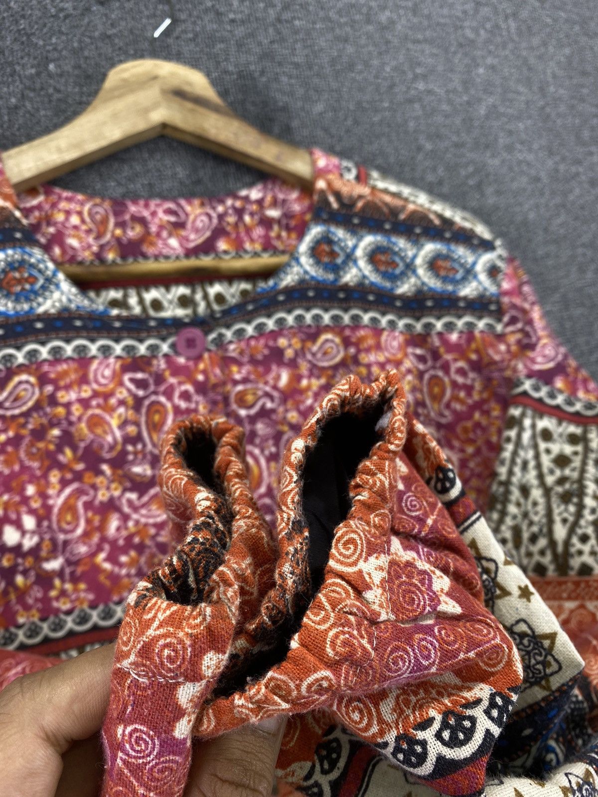Japanese Brand Vintage Native x Navajo Paisleys Button Up Cardigan Jacket Size M / US 6-8 / IT 42-44 - 10 Thumbnail