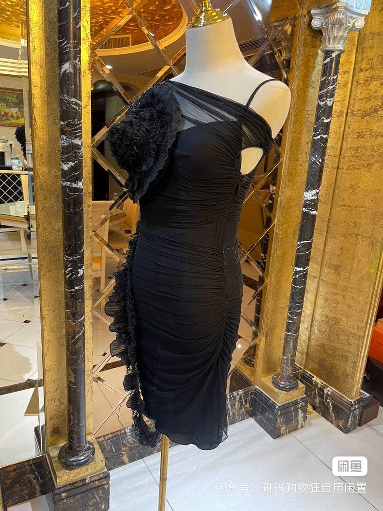 Versace Versace Three-dimensional floral mesh dress Size M / US 6-8 / IT 42-44 - 5 Thumbnail