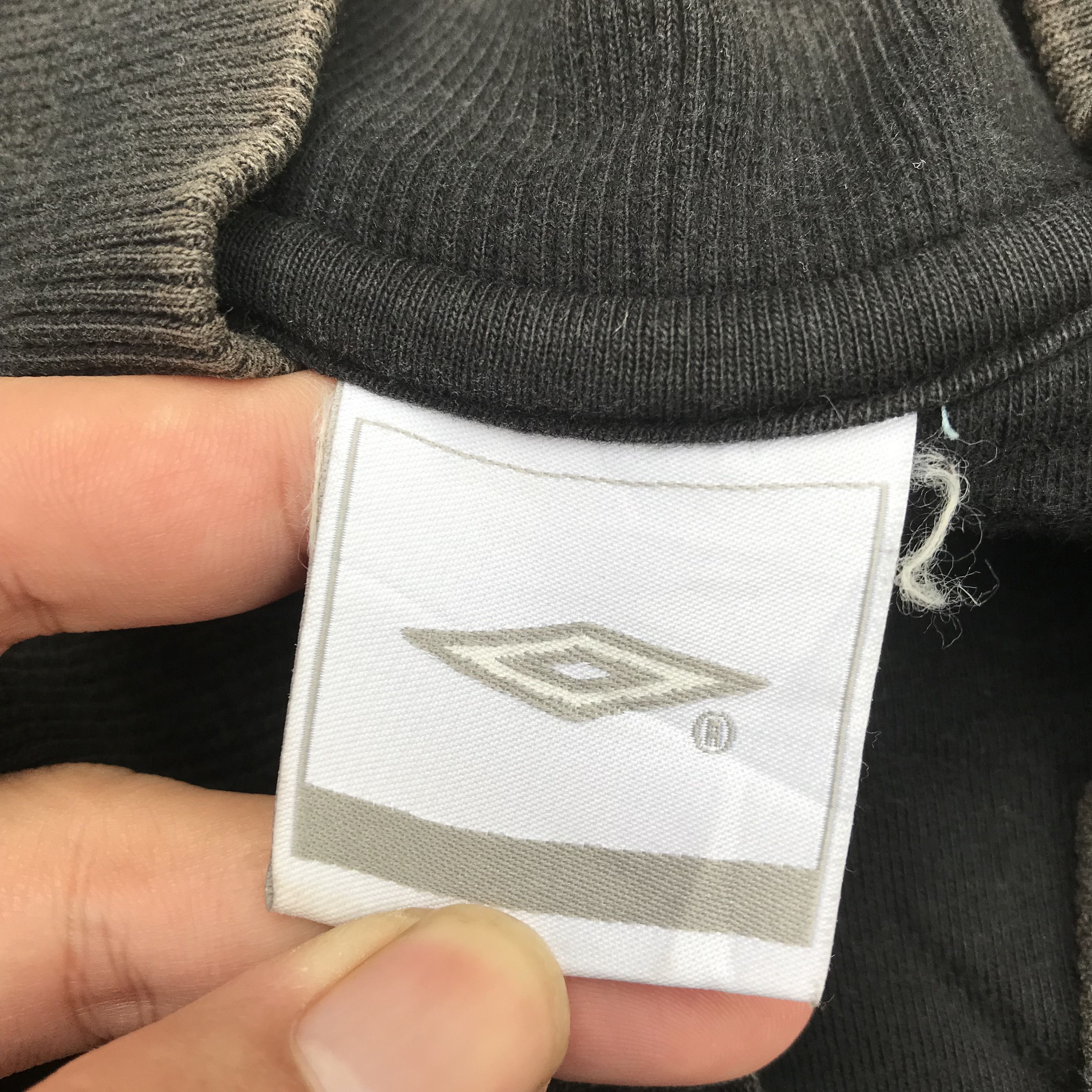 Umbro Umbro Monkey Jacket Full Slang Pattern jacket Size L Size US L / EU 52-54 / 3 - 4 Thumbnail
