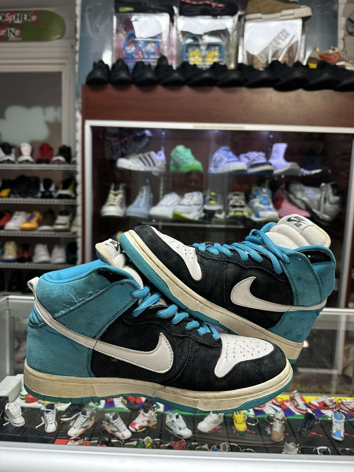 Nike Nike SB ‘Send Help’ Dunk Hi Circa 2006 Size US 9 / EU 42 - 2 Thumbnail