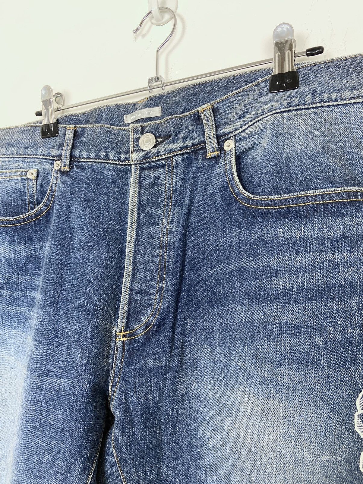 Dior × Stussy Dior x Stüssy Bee Embroidered Jeans Size US 33 - 3 Thumbnail