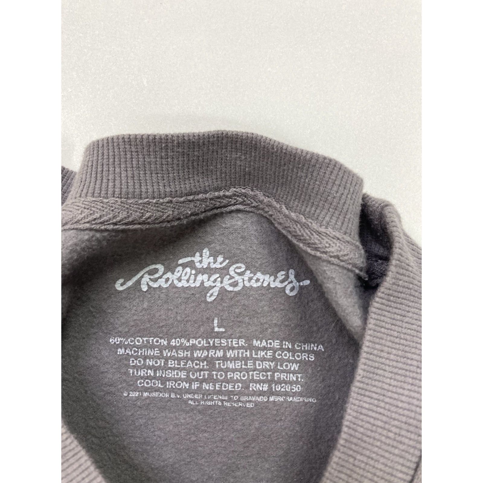 Logo 7 VINTAGE The Rolling Stones Logo Lightweight Crewneck Sweatshirt Women Large Music Shirt Size L / US 10 / IT 46 - 4 Thumbnail
