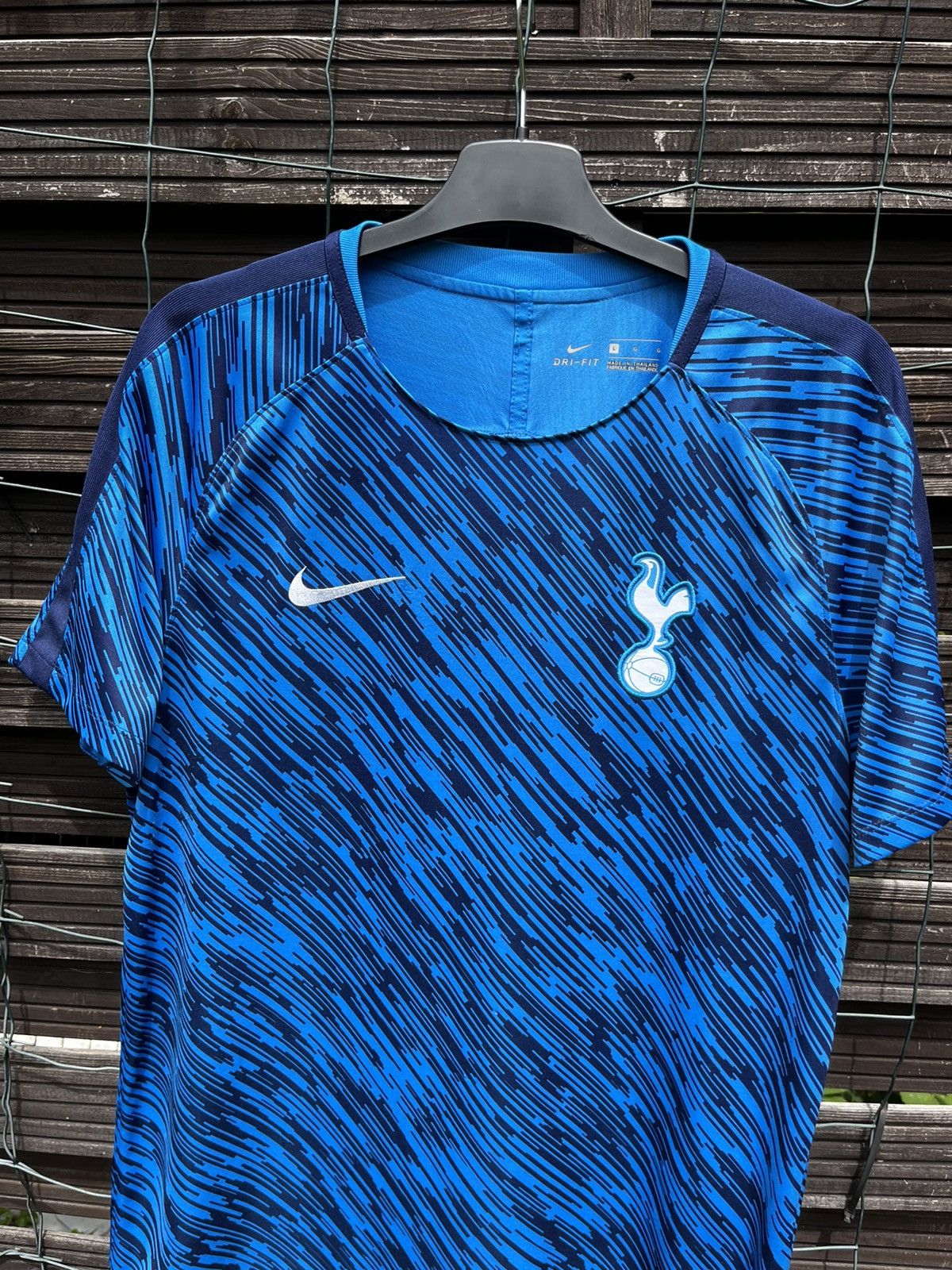 Nike ⚽️ TOTTENHAM HOTSPUR 2017 2018 NIKE SOCCER JERSEY FOOTBALL Size US L / EU 52-54 / 3 - 3 Thumbnail