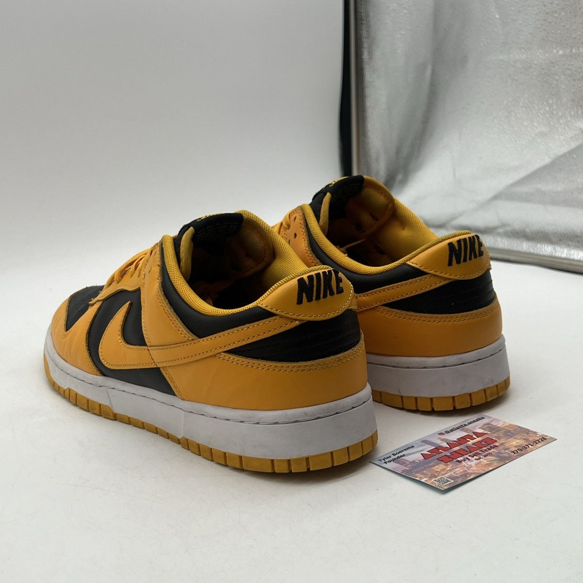 Nike Nike dunk low goldenrod Size US 12 / EU 45 - 4 Thumbnail
