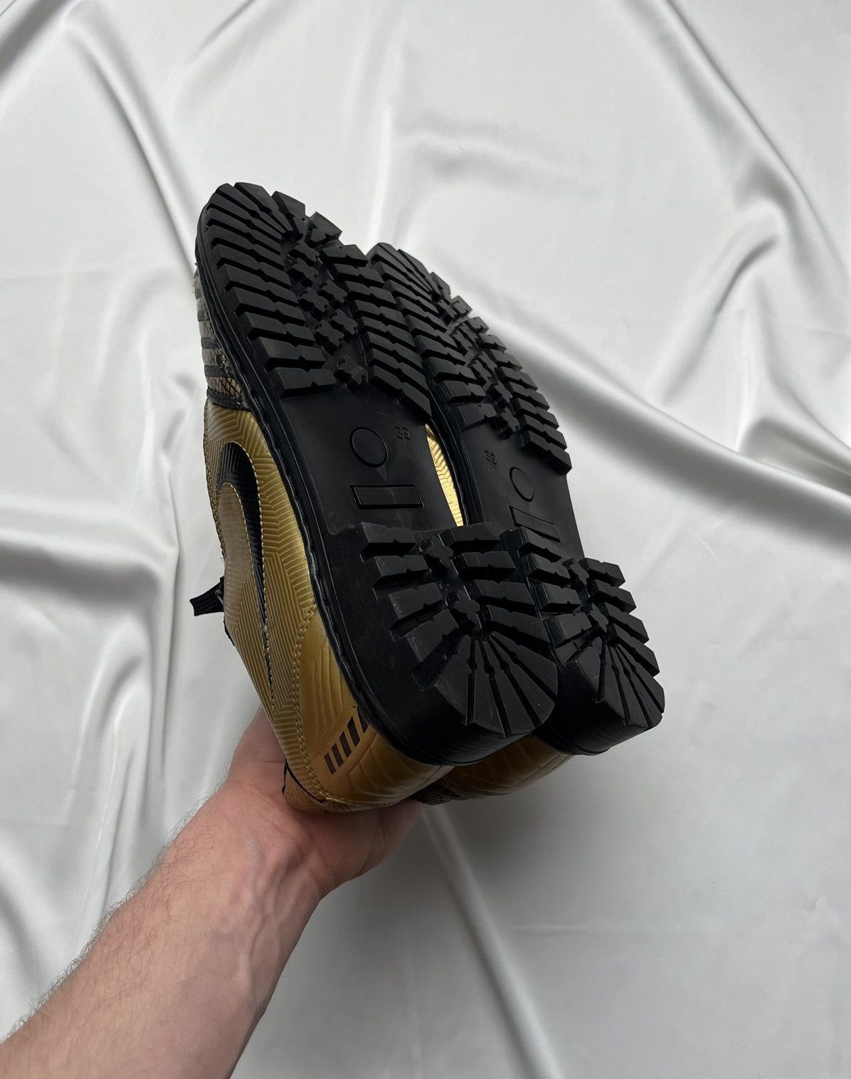 Nike × Vintage Nike totally ninety vintage trainers Size US 7 / EU 40 - 7 Thumbnail