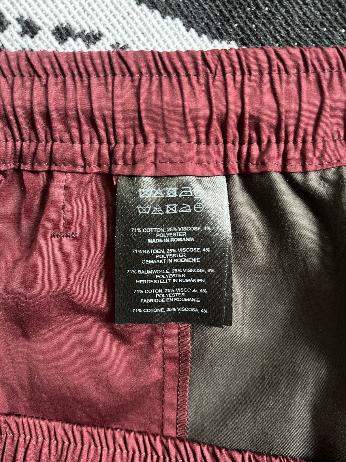 Dries Van Noten Dries van noten Grey Red striped pants Size US 36 / EU 52 - 9 Thumbnail