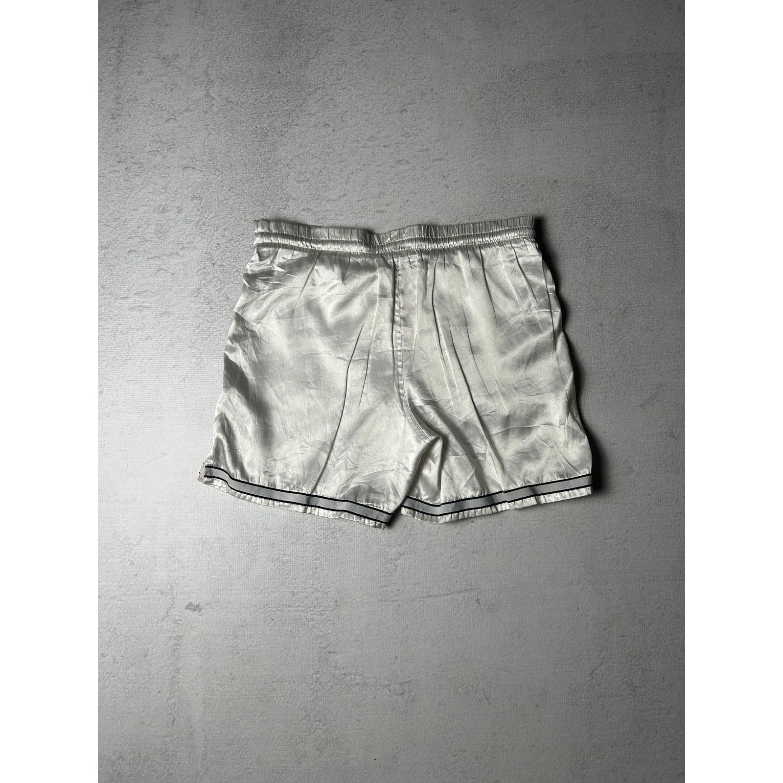 Nike Vintage 90s Nike White Track Shorts - Men's Medium Size US 36 / EU 52 - 2 Thumbnail