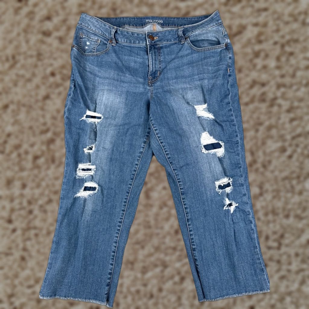 Vintage Maurices Jeans Womens 16W Capri Blue Denim Distressed Raw Hem Cotton 36x23 Size 38" / US 16 / IT 52 - 1 Thumbnail