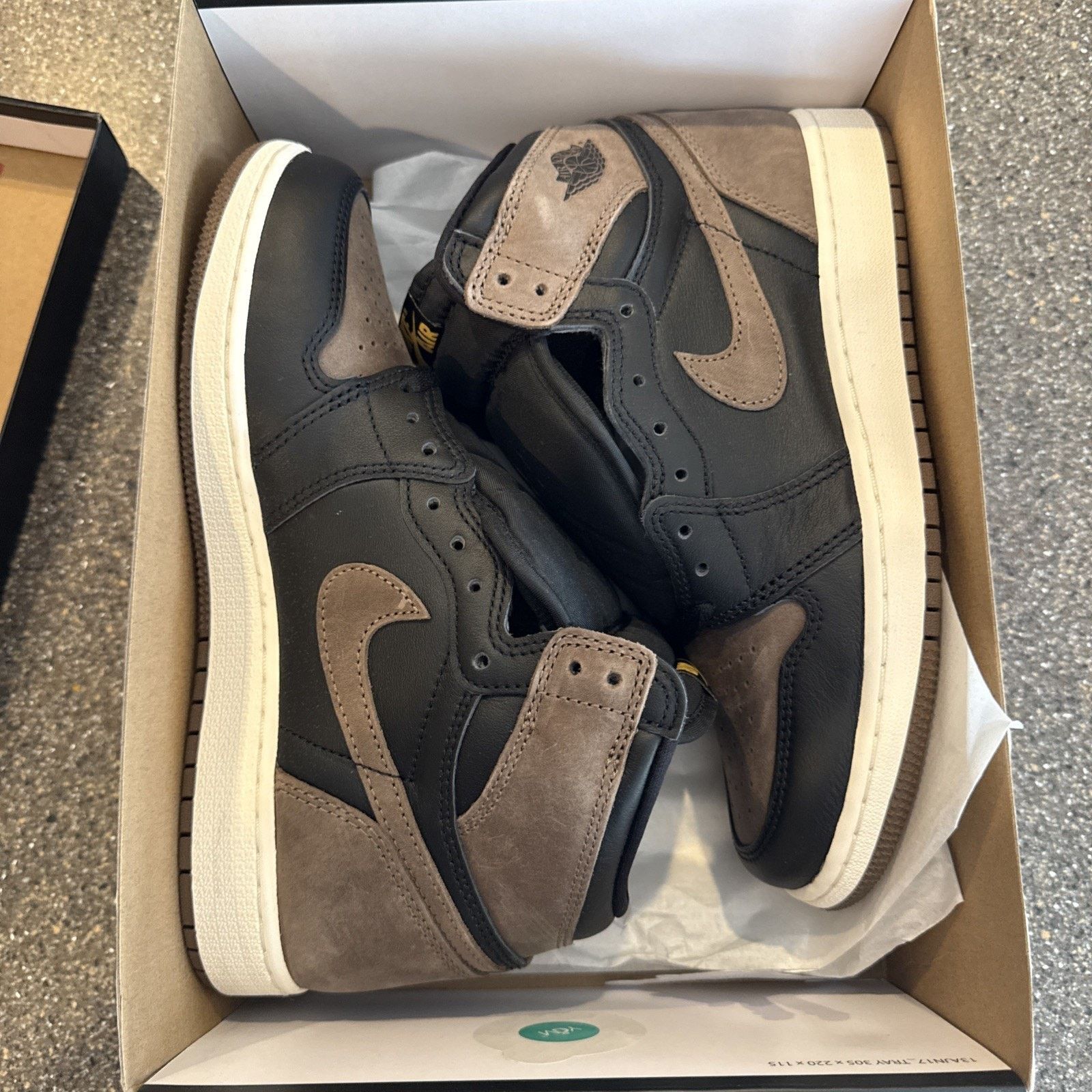 Nike Air Jordan 1 Retro High OG Palomino GS FD1437-020 Sz 7Y/8.5 Size US 7 / EU 40 - 8 Thumbnail