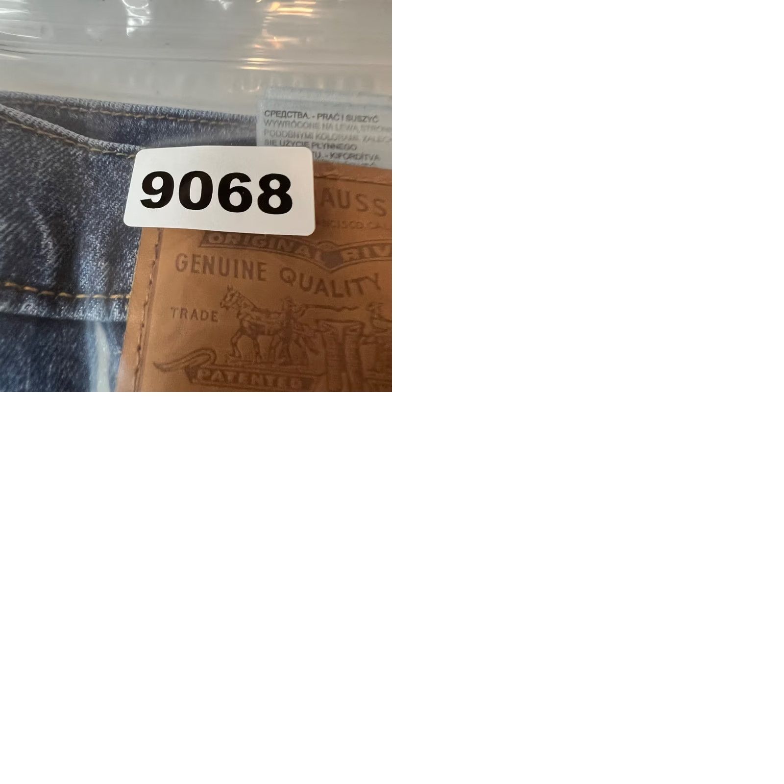 Levi's Levi's 502 Mens Taper Fit Jeans 31 x 32 Cotton Denim Blue 5-Pocket Regular Rise Mid Vintage No N/A Size US 31 - 9 Thumbnail