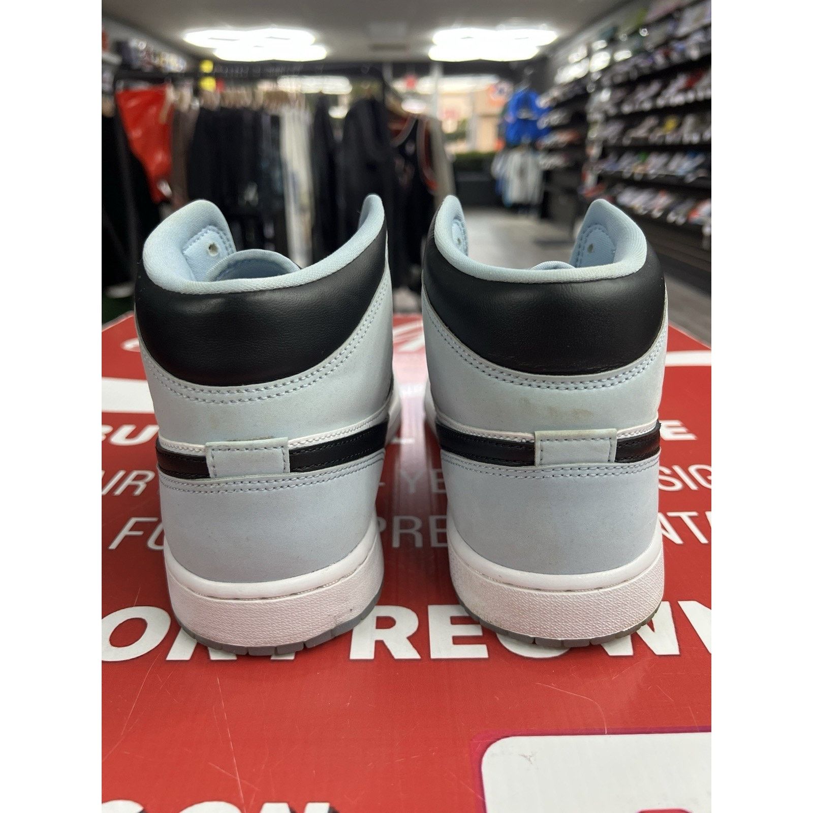 Jordan Brand Air Jordan 1 Mid SE Ice Blue (2023) Size 11 (DV1308-104) Size US 11 / EU 44 - 5 Thumbnail