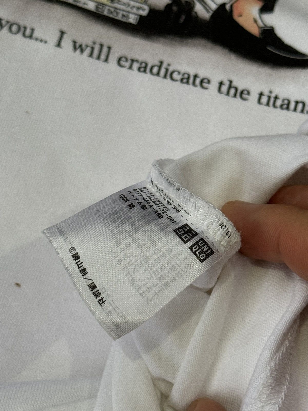 Anime × Japanese Brand × Uniqlo Anime attack on titan levi Size US XL / EU 56 / 4 - 4 Thumbnail